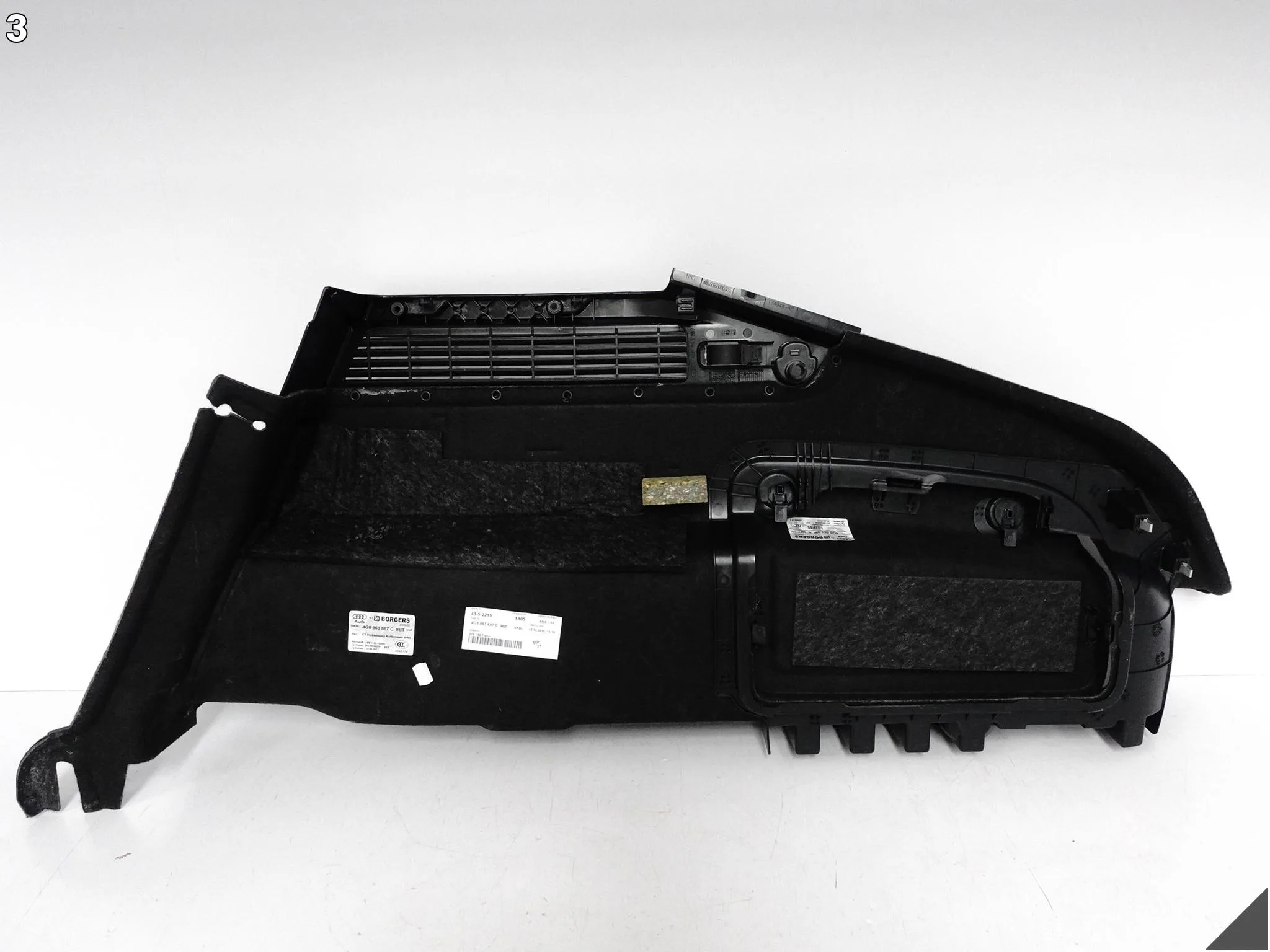 AUDI RS7 S7 A7 4G8 C7 10-18 BOCZEK TAPICERKA BAGAŻNIKA BAGAŻNIK LEWA 9BT AUDI RS7 S7 A7 4G8 C7 10-18 BOCZEK TAPICERKA BAGAŻNIKA BAGAŻNIK LEWA 9BT - obrazek 4