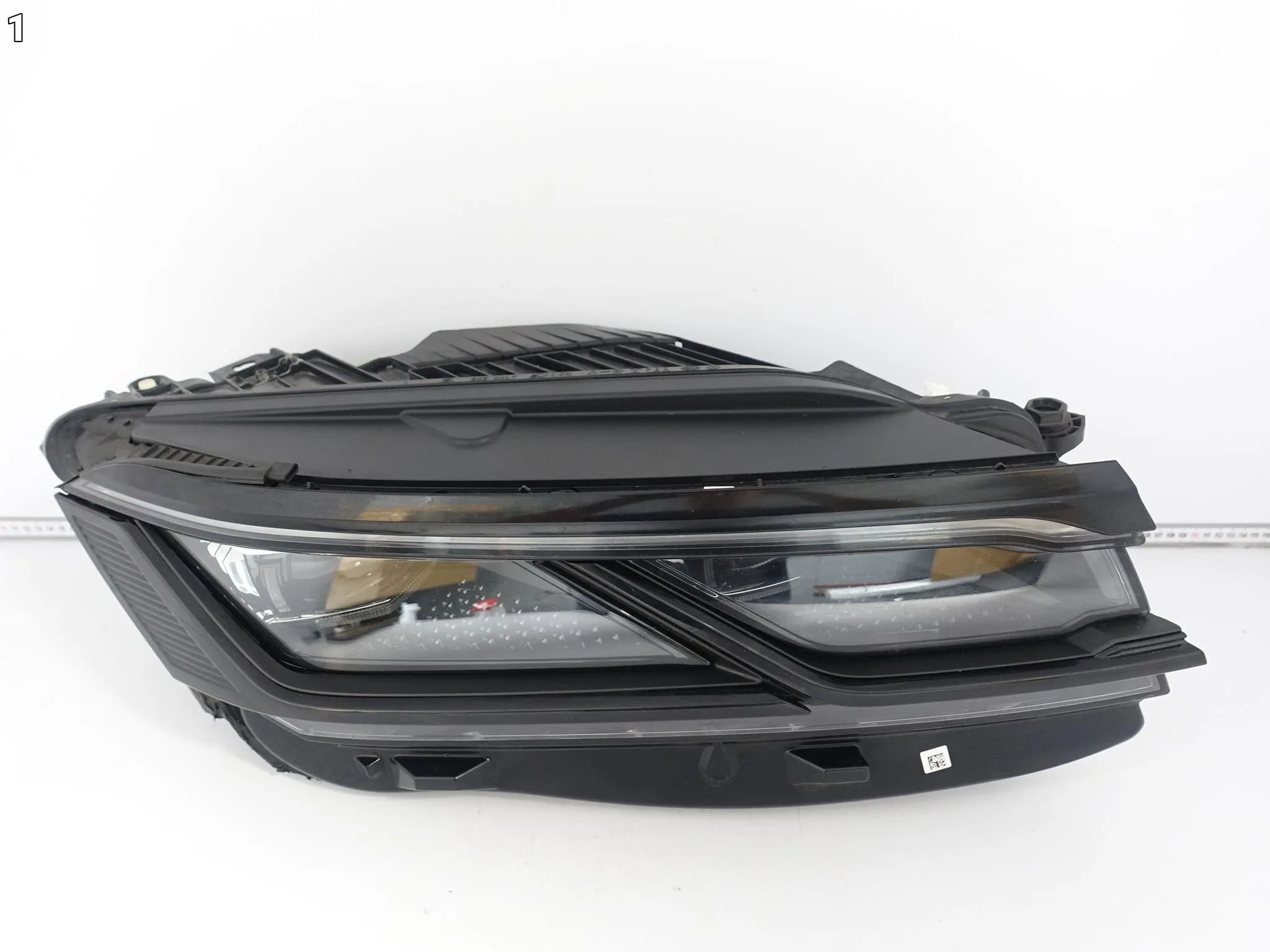 VW TOUAREG 3 III 760 761 CR R-LINE 18-23 LAMPA FULL LED MATRIX PRAWA EUROPA VW TOUAREG 3 III 760 761 CR R-LINE 18-23 LAMPA FULL LED MATRIX PRAWA EUROPA - obrazek 2
