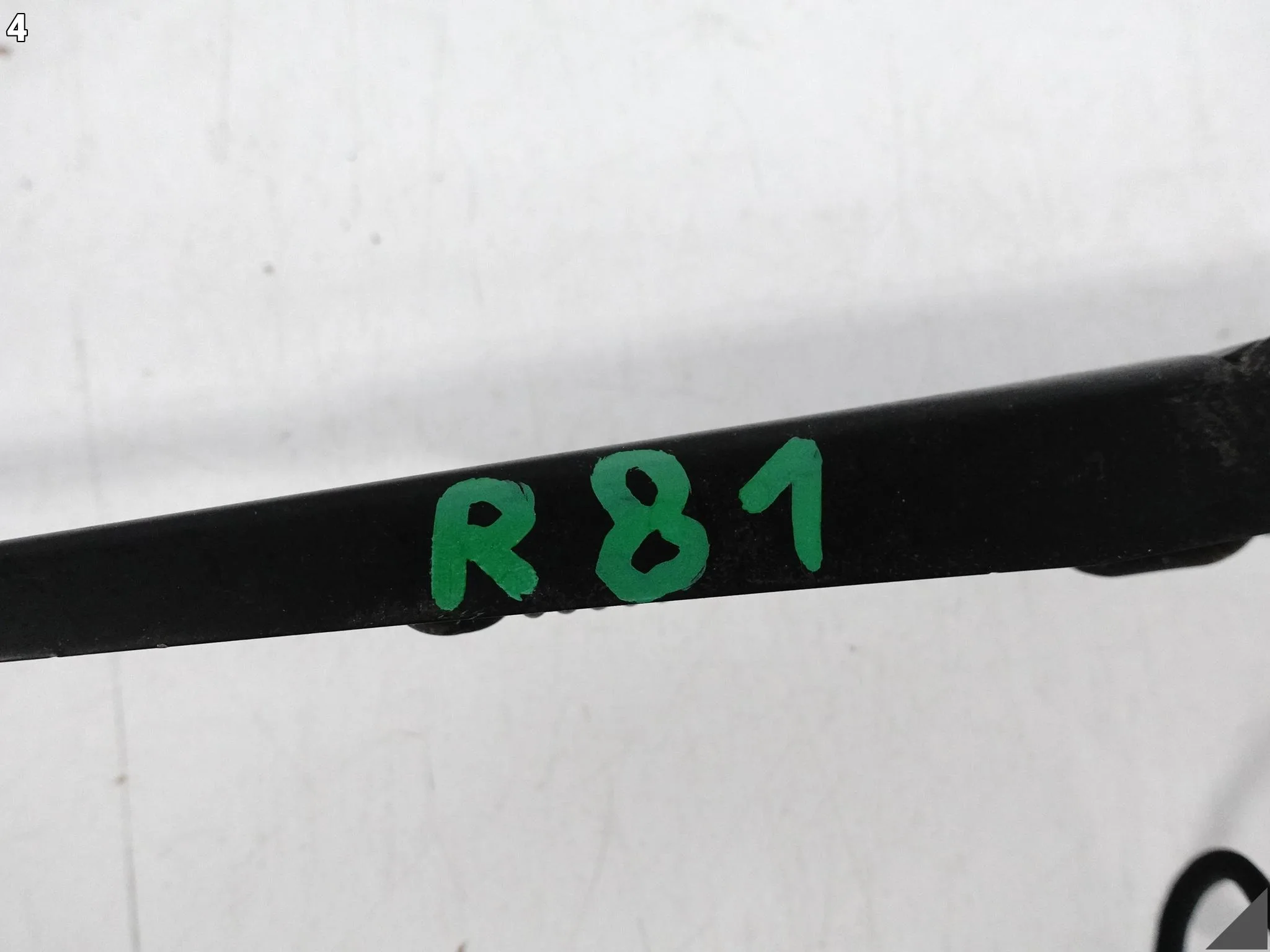 AUDI A7 S7 RS7 4G8 A6 S6 RS6 4G0 C7 10-18 RAMIĘ WYCIERACZKI PRAWE PRZÓD AUDI A7 S7 RS7 4G8 A6 S6 RS6 4G0 C7 10-18 RAMIĘ WYCIERACZKI PRAWE PRZÓD - obrazek 5