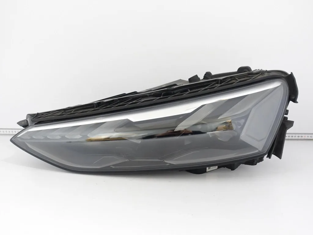 AUDI E-TRON GT RS 4J3 20- LAMPA PRZÓD MATRIX BEAM FULL LED LEWA EUROPA