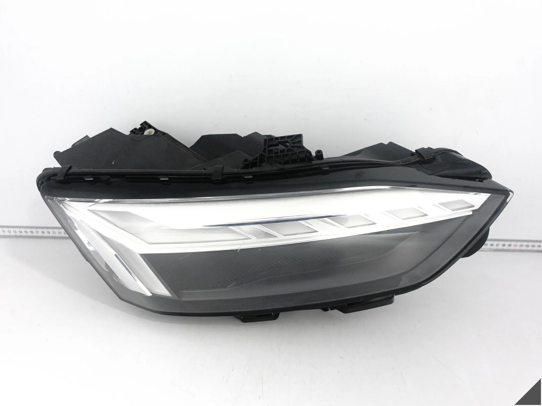 AUDI A5 S5 8W6 F5 B9 LIFT 19-24 LAMPA FULL LED MATRIX PRAWA PRZÓD EUROPA AUDI A5 S5 8W6 F5 B9 LIFT 19-24 LAMPA FULL LED MATRIX PRAWA PRZÓD EUROPA