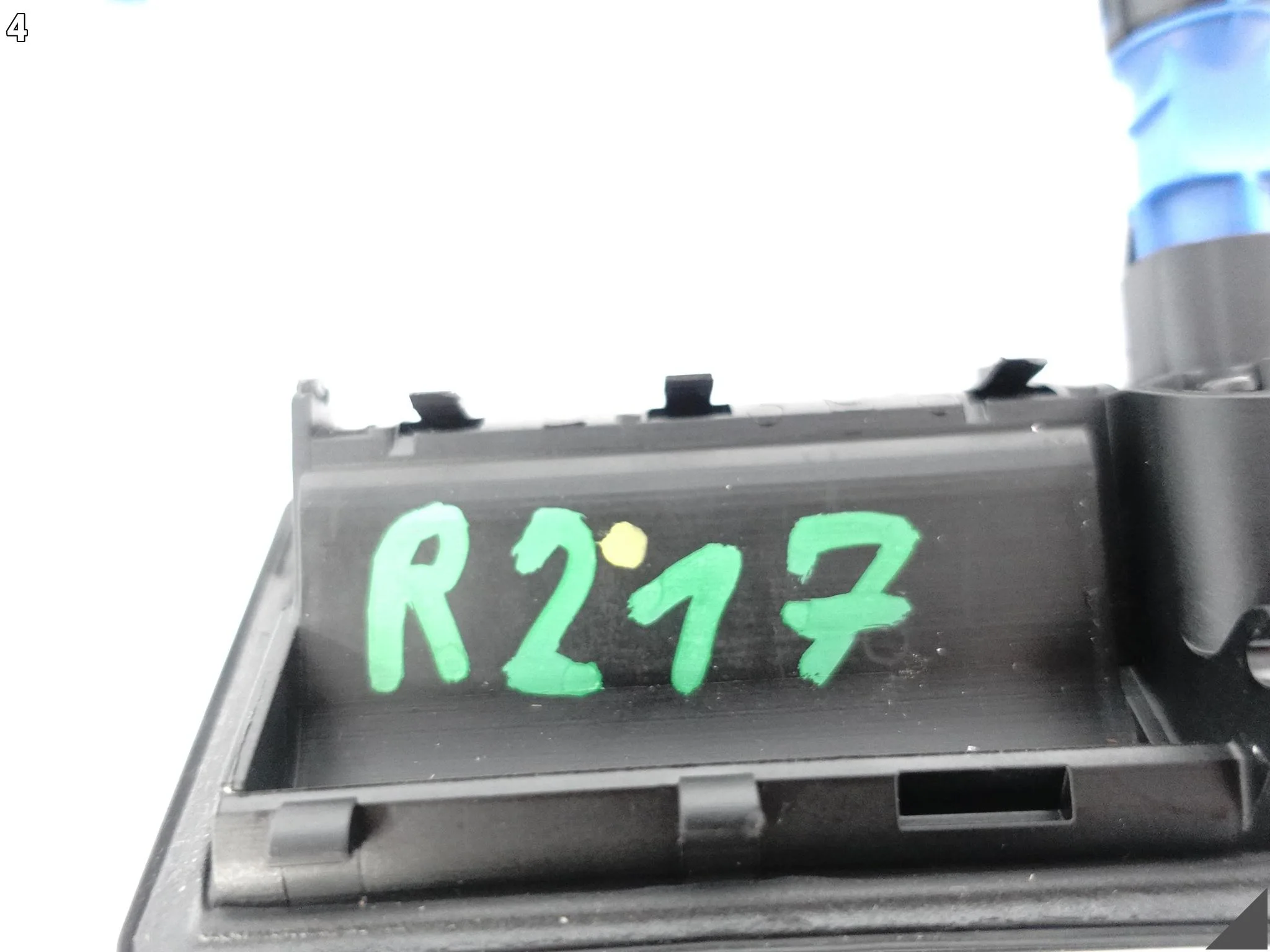 AUDI A7 S7 4G8 A6 S6 4G0 C7 VW TOUAREG KAMERA OBUDOWA KLAMKA UCHWYT KLAPA AUDI A7 S7 4G8 A6 S6 4G0 C7 VW TOUAREG KAMERA OBUDOWA KLAMKA UCHWYT KLAPA - obrazek 5