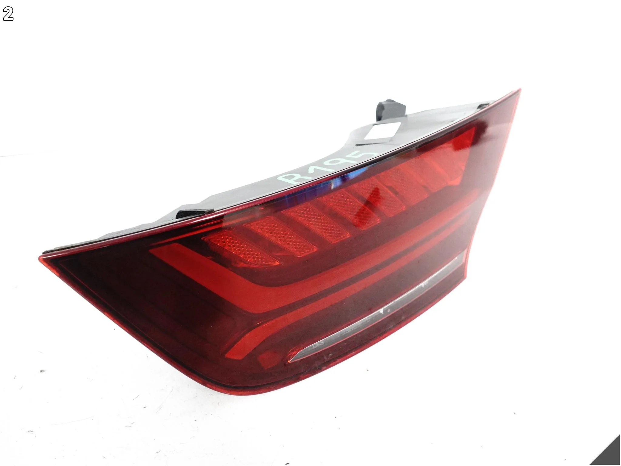 AUDI RS7 S7 A7 4G8 C7 LIFT 14-18 MATRIX LAMPA LED W BŁOTNIK PRAWA TYŁ EU AUDI RS7 S7 A7 4G8 C7 LIFT 14-18 MATRIX LAMPA LED W BŁOTNIK PRAWA TYŁ EU - obrazek 3