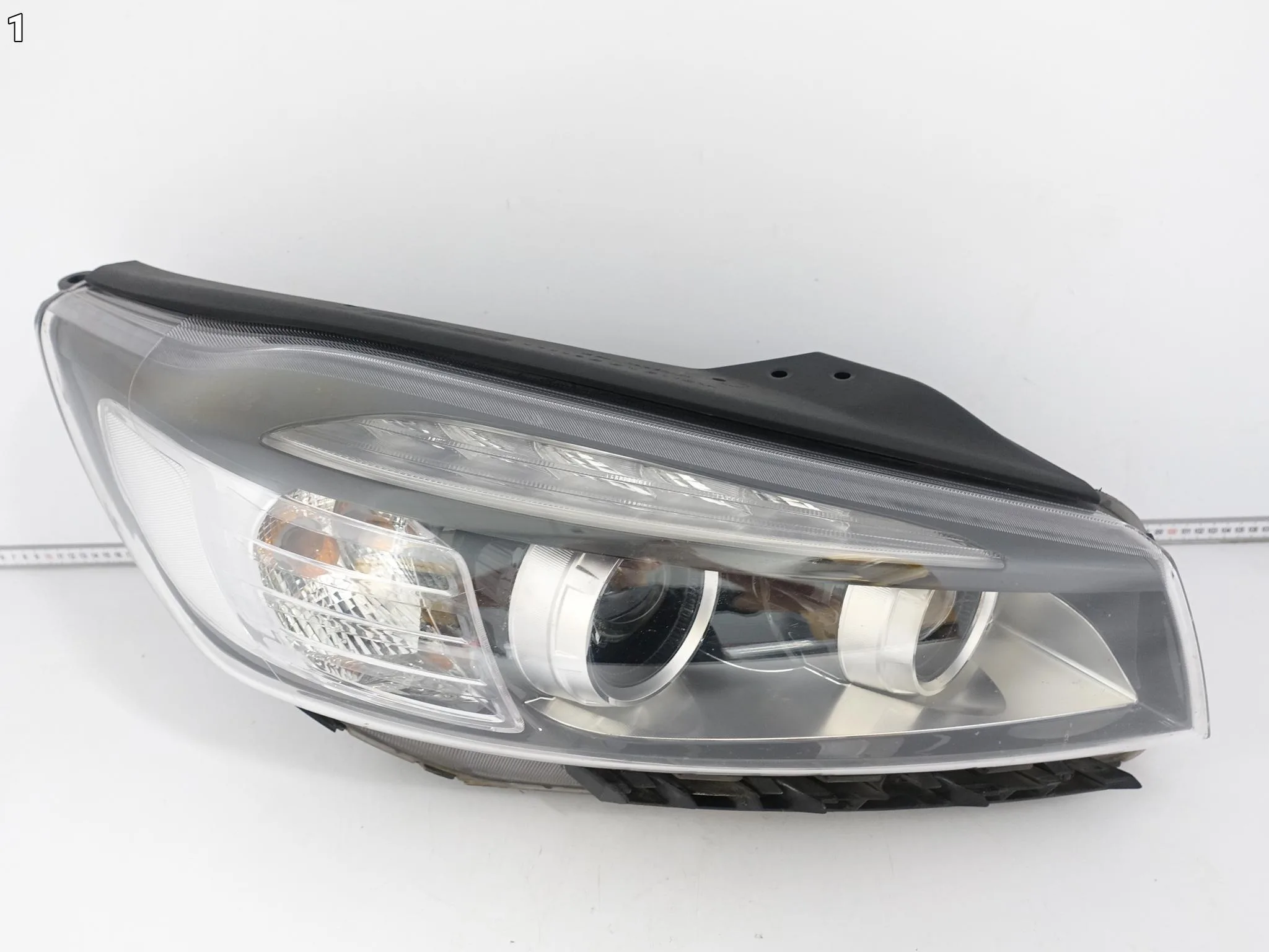 KIA SORENTO III 3 14-17 LAMPA XENON + LED PRAWA PRZÓD EUROPA KIA SORENTO III 3 14-17 LAMPA XENON + LED PRAWA PRZÓD EUROPA - obrazek 2