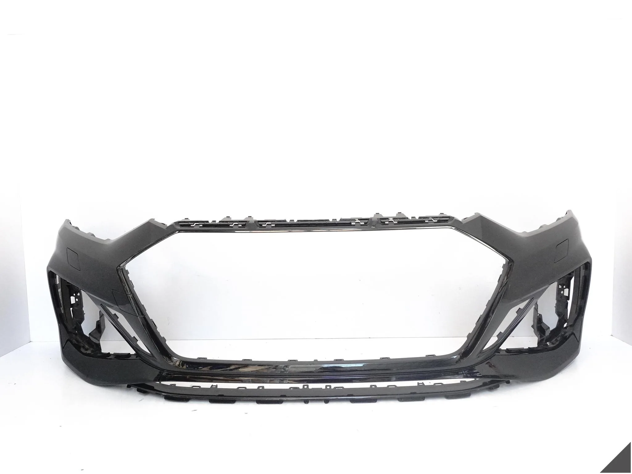 AUDI RS5 II B9 8W6 LIFT 19-24 ZDERZAK BUMPER PRZÓD 8W6807437AH AUDI RS5 II B9 8W6 LIFT 19-24 ZDERZAK BUMPER PRZÓD 8W6807437AH