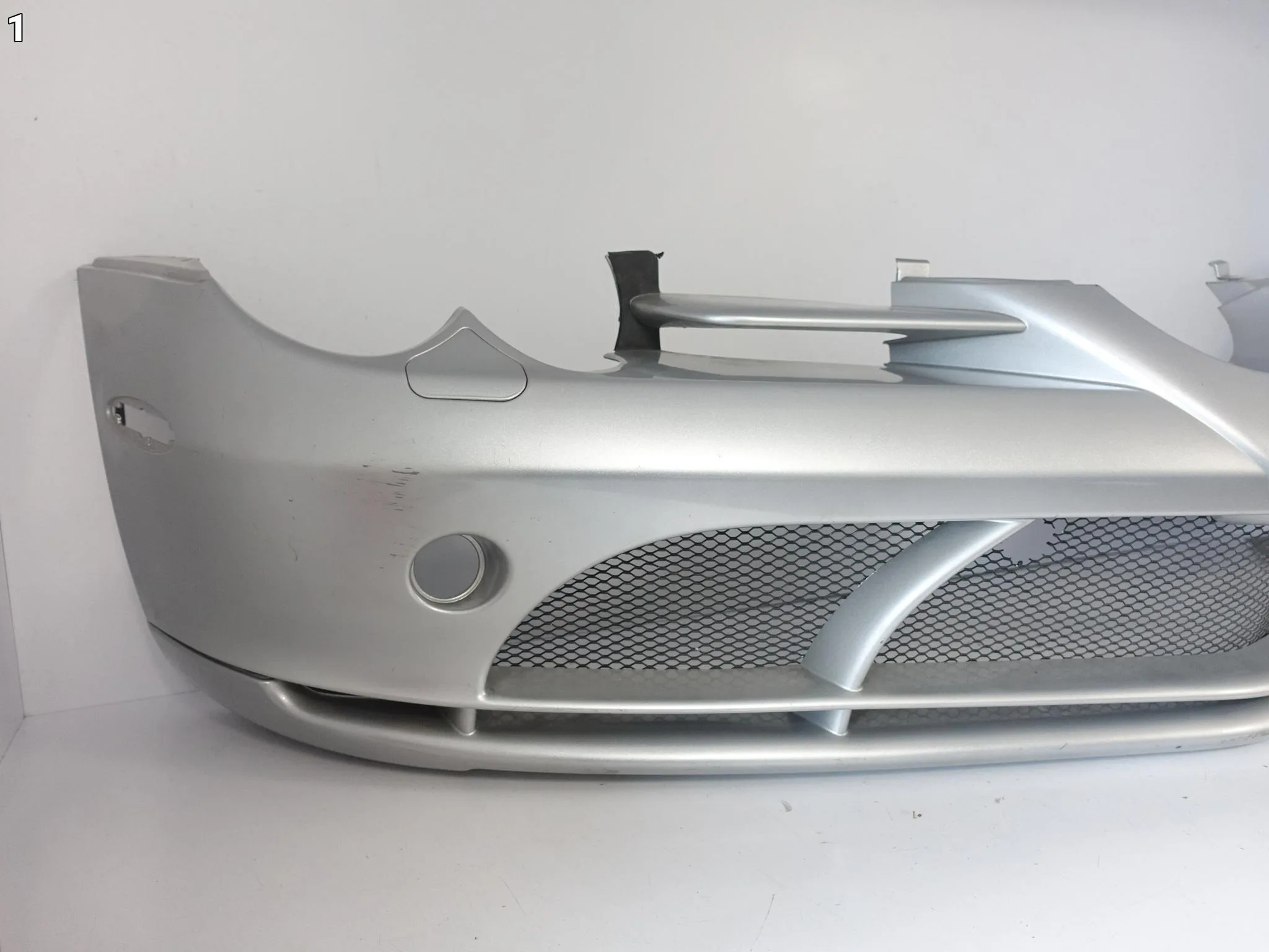 MERCEDES SLR McLAREN C199 R199 Z199 03-10 ZDERZAK SPOILER ATRAPA PRZÓD MERCEDES SLR McLAREN C199 R199 Z199 03-10 ZDERZAK SPOILER ATRAPA PRZÓD - obrazek 2