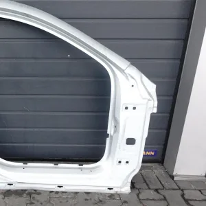 MERCEDES A-KLASA V177 SEDAN / HATCHBACK SŁUPEK A POSZYCIE PRÓG PRAWY PRZÓD