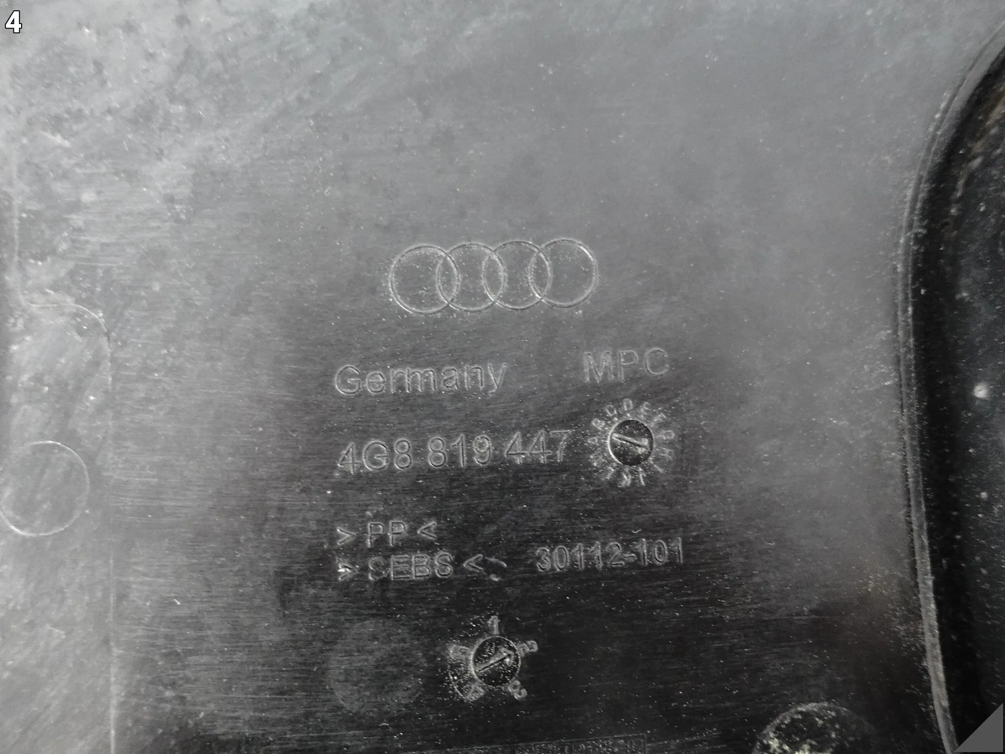 AUDI A7 S7 RS7 4G8 A6 S6 RS6 4G0 C7 10-18 OSŁONA PODSZYBIE MASKOWNICA PRZÓD AUDI A7 S7 RS7 4G8 A6 S6 RS6 4G0 C7 10-18 OSŁONA PODSZYBIE MASKOWNICA PRZÓD - obrazek 5