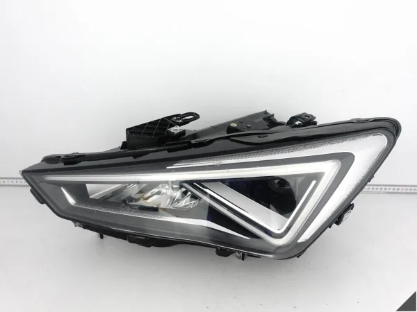CUPRA FORMENTOR 5FG / SEAT LEON IV 4 20- LAMPA FULL LED LEWA PRZÓD EUROPA