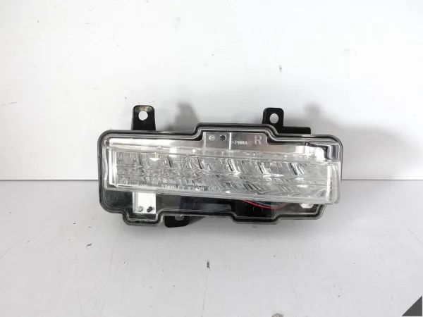 MITSUBISHI PAJERO IV LIFT 15-21 HALOGEN LAMPA LED DRL W ZDERZAK PRAWA PRZÓD