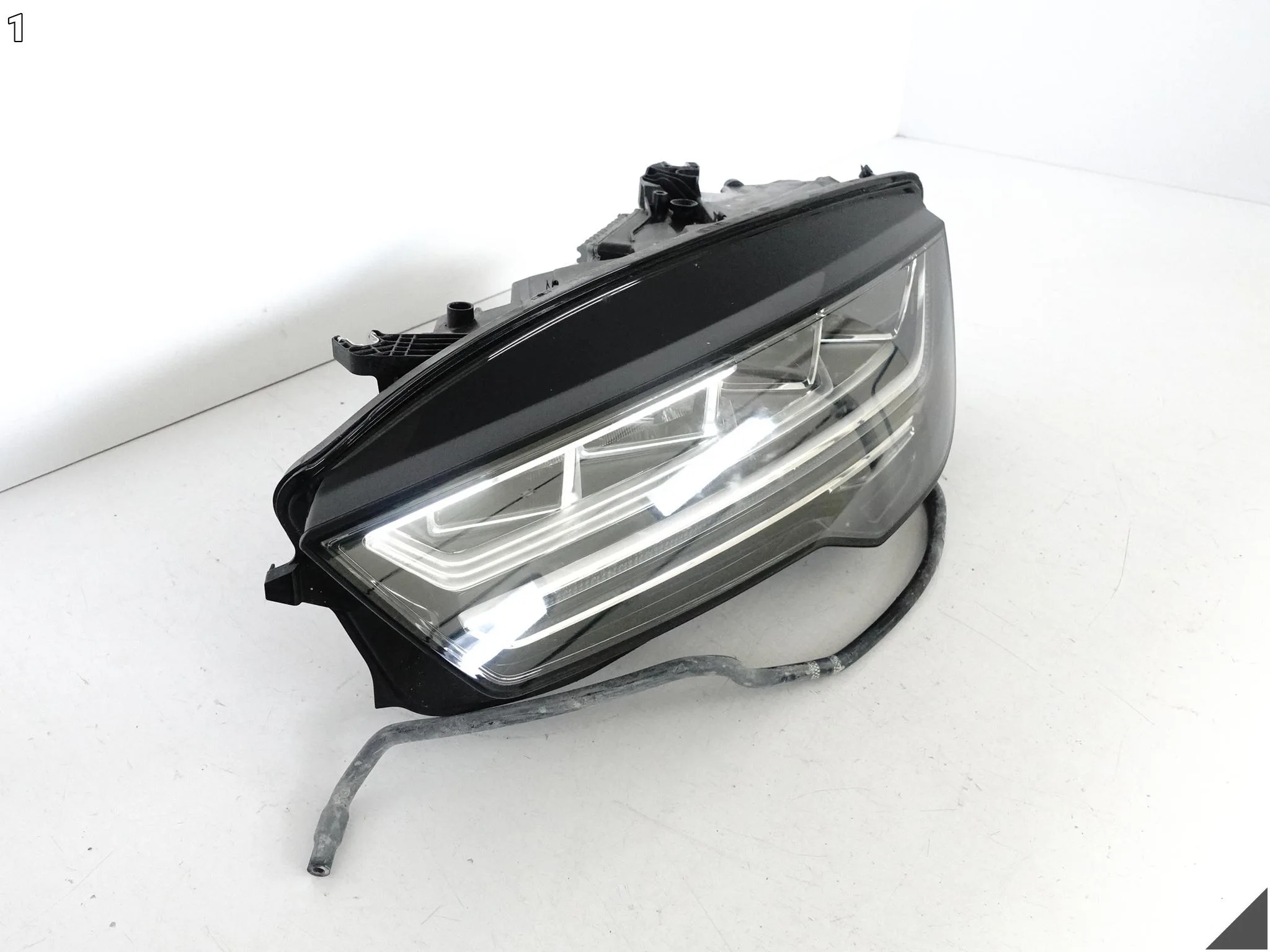 AUDI A7 S7 4G8 C7 LIFT 14-18 LAMPA FULL LED LEWA PRZÓD EUROPA + MODUŁY AUDI A7 S7 4G8 C7 LIFT 14-18 LAMPA FULL LED LEWA PRZÓD EUROPA + MODUŁY - obrazek 2