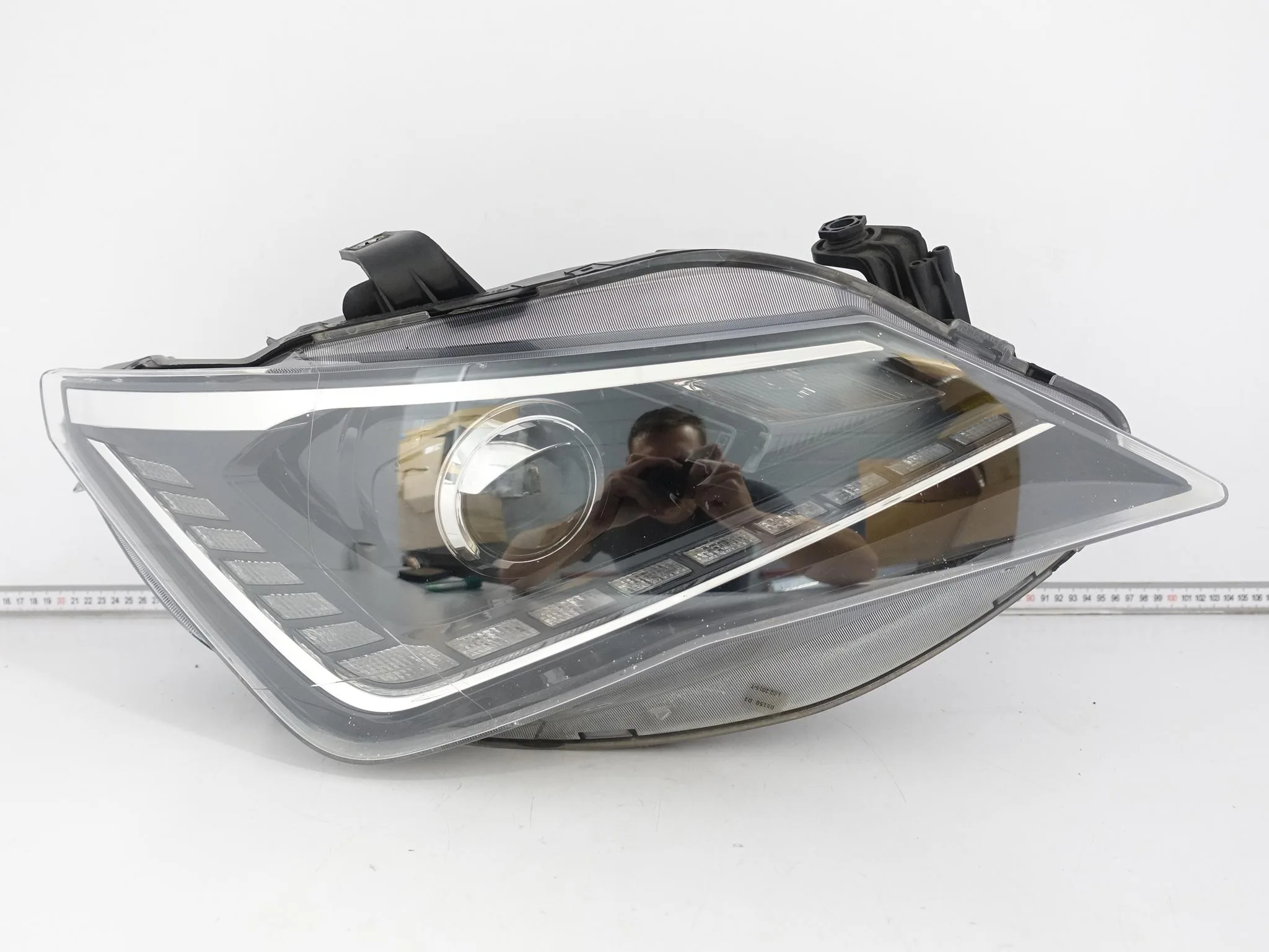 SEAT IBIZA IV 4 LIFT 6J1 CUPRA 12-17 LAMPA XENON + LED PRAWA EUROPA SEAT IBIZA IV 4 LIFT 6J1 CUPRA 12-17 LAMPA XENON + LED PRAWA EUROPA