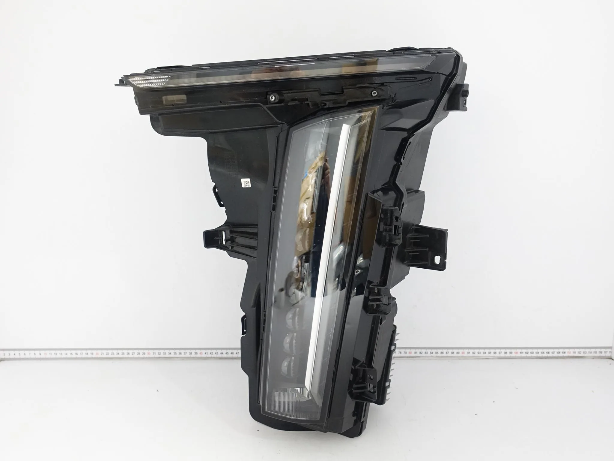 CADILLAC LYRIQ 22- LAMPA HEADLIGHT FULL LED LEWA PRZÓD EUROPA CADILLAC LYRIQ 22- LAMPA HEADLIGHT FULL LED LEWA PRZÓD EUROPA