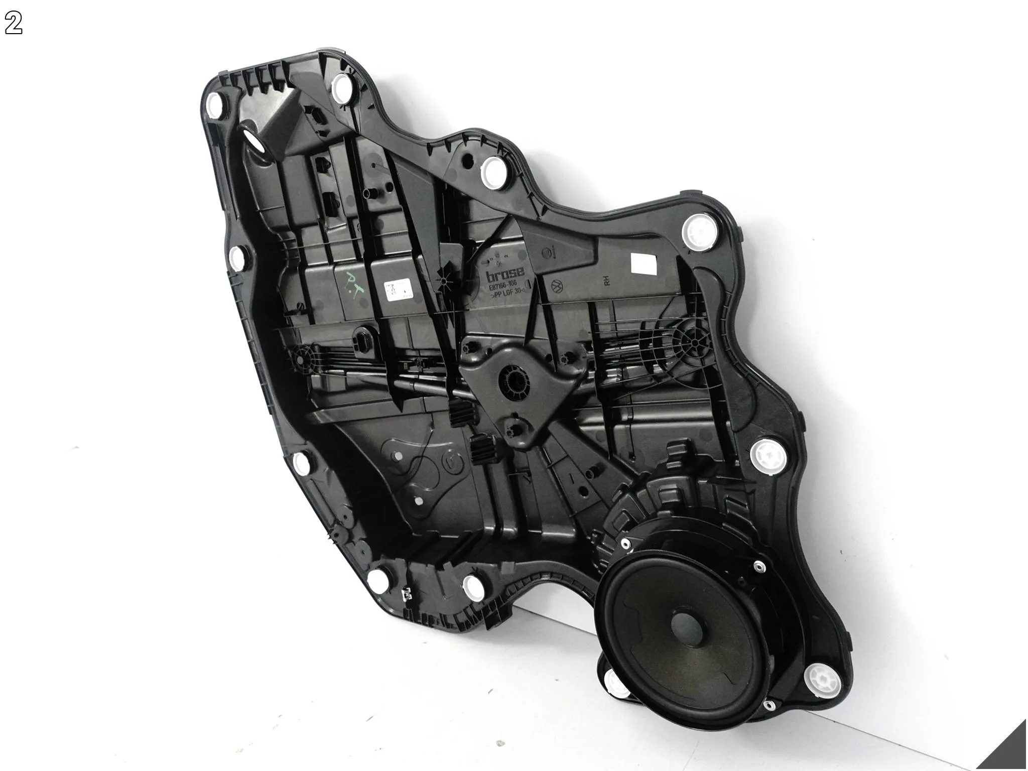 VW TIGUAN CT1 III 571 24- OSŁONA OBUDOWA PROWADNICA SZYBY GŁOŚNIK PRAWA TYŁ VW TIGUAN CT1 III 571 24- OSŁONA OBUDOWA PROWADNICA SZYBY GŁOŚNIK PRAWA TYŁ - obrazek 3