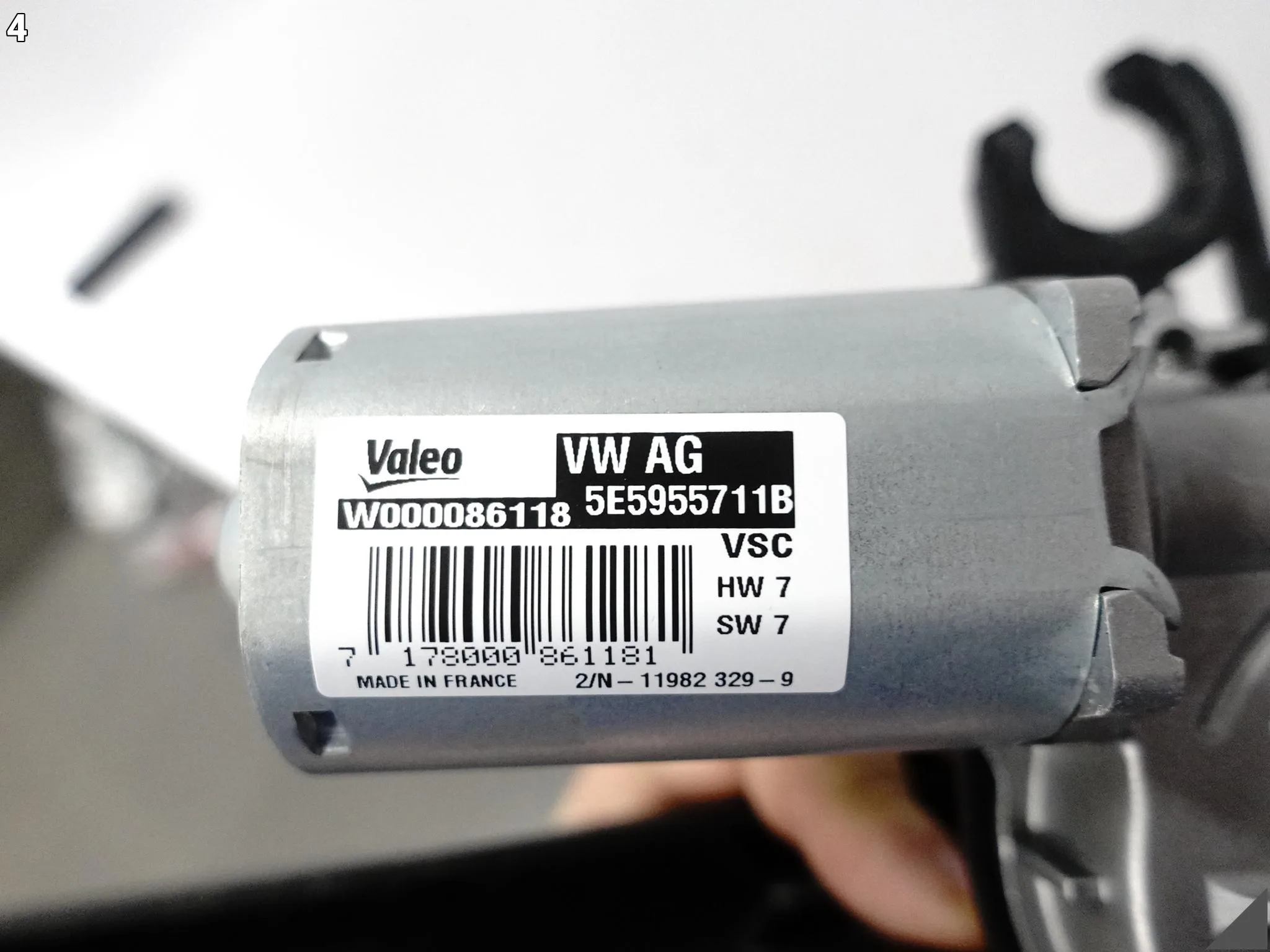 AUDI Q3 83A F3 18-25 SILNICZEK MECHANIZM WYCIERACZKI RAMIĘ KLAPA BAGAŻNIKA 0ec9be4b26a9bede370a2f9707c9285b