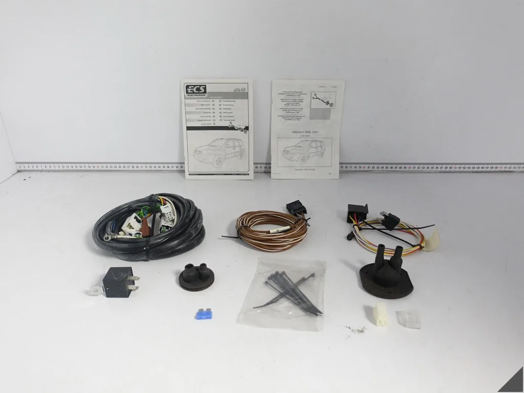 NISSAN X-TRAIL XTRAIL I 1 T30 00-07 WIĄZKA PRZEWÓD INSTALACJA HAKA 13 PIN