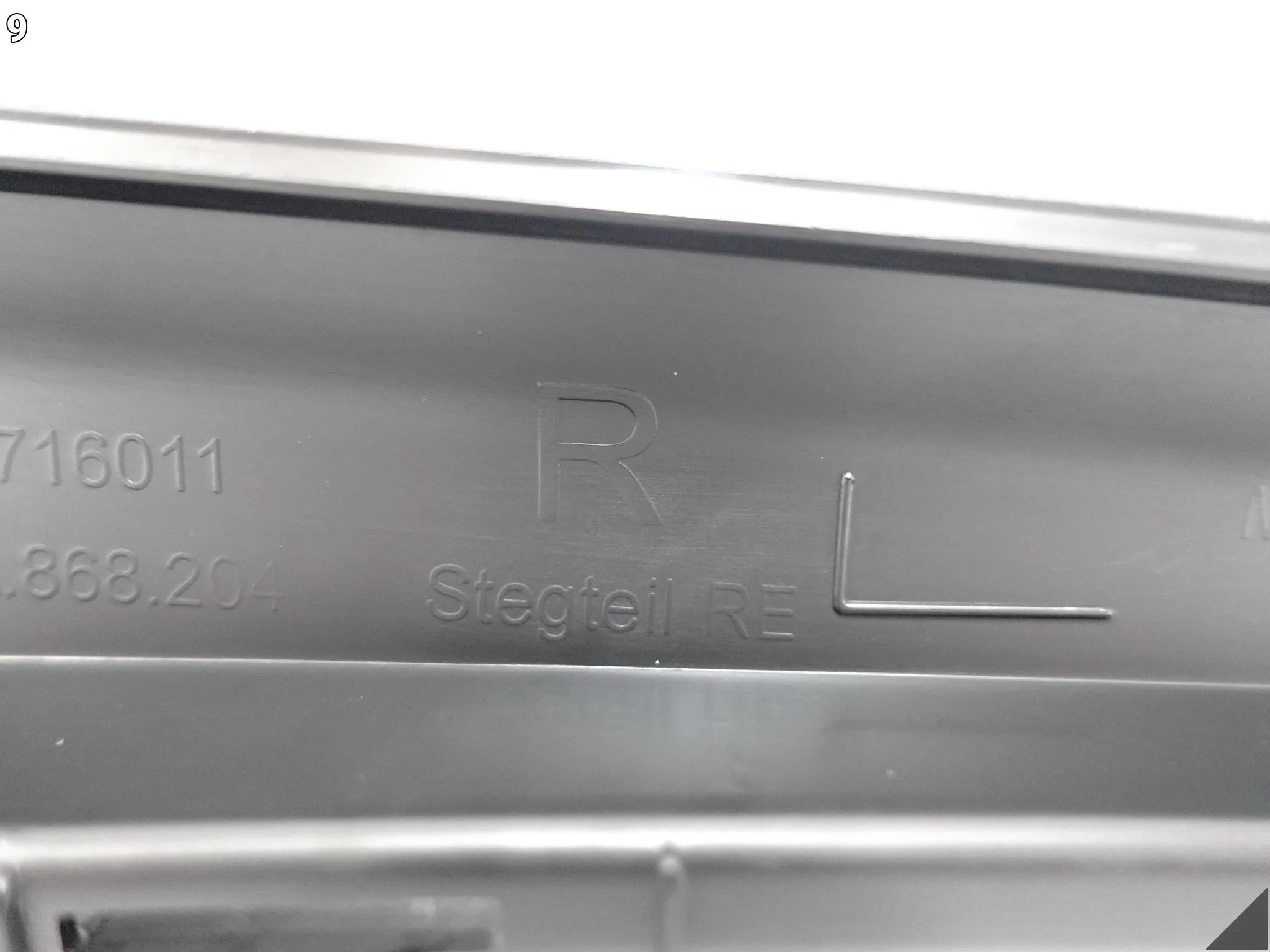 AUDI Q3 83A F3 18-25 OSŁONA LISTWA POSZYCIE SŁUPEK A PRZÓD PRAWA 4PK 8e799d1fc64a13b579f48eab7b976739