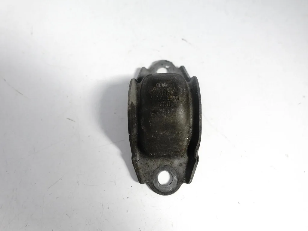 AUDI A5 S5 8T0 8T8 A4 S4 8K0 B8 MOCOWANIE UCHWYT STABILIZATORA PRZÓD L = R ac925e2fa8c48c3fb41c429632fd7847