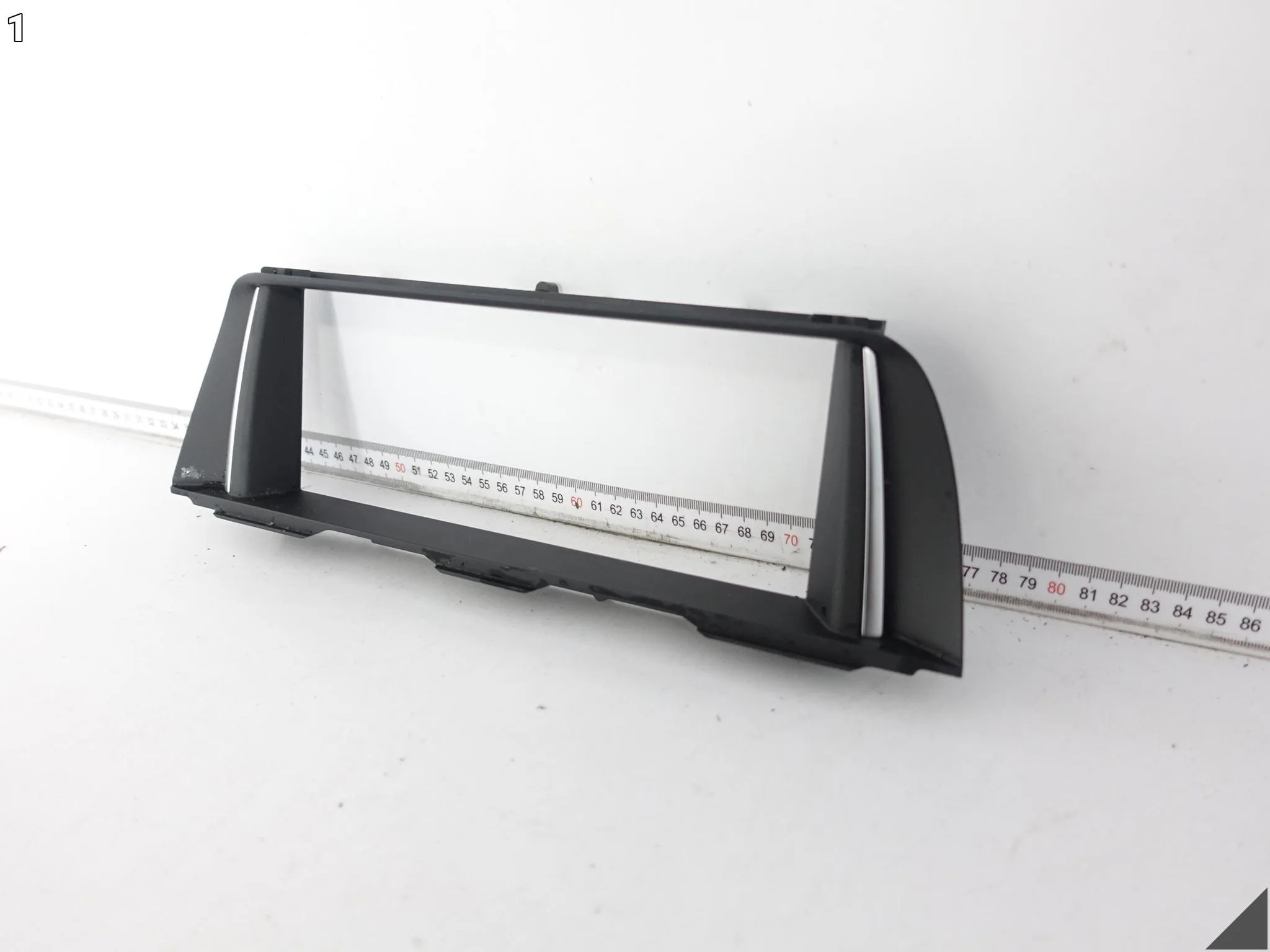 BMW 5 M5 F10 F11 LIFT LCI 13-17 RAMKA OSŁONA WYŚWIETLACZA MONITORA 10.25″ BMW 5 M5 F10 F11 LIFT LCI 13-17 RAMKA OSŁONA WYŚWIETLACZA MONITORA 10.25" - obrazek 2