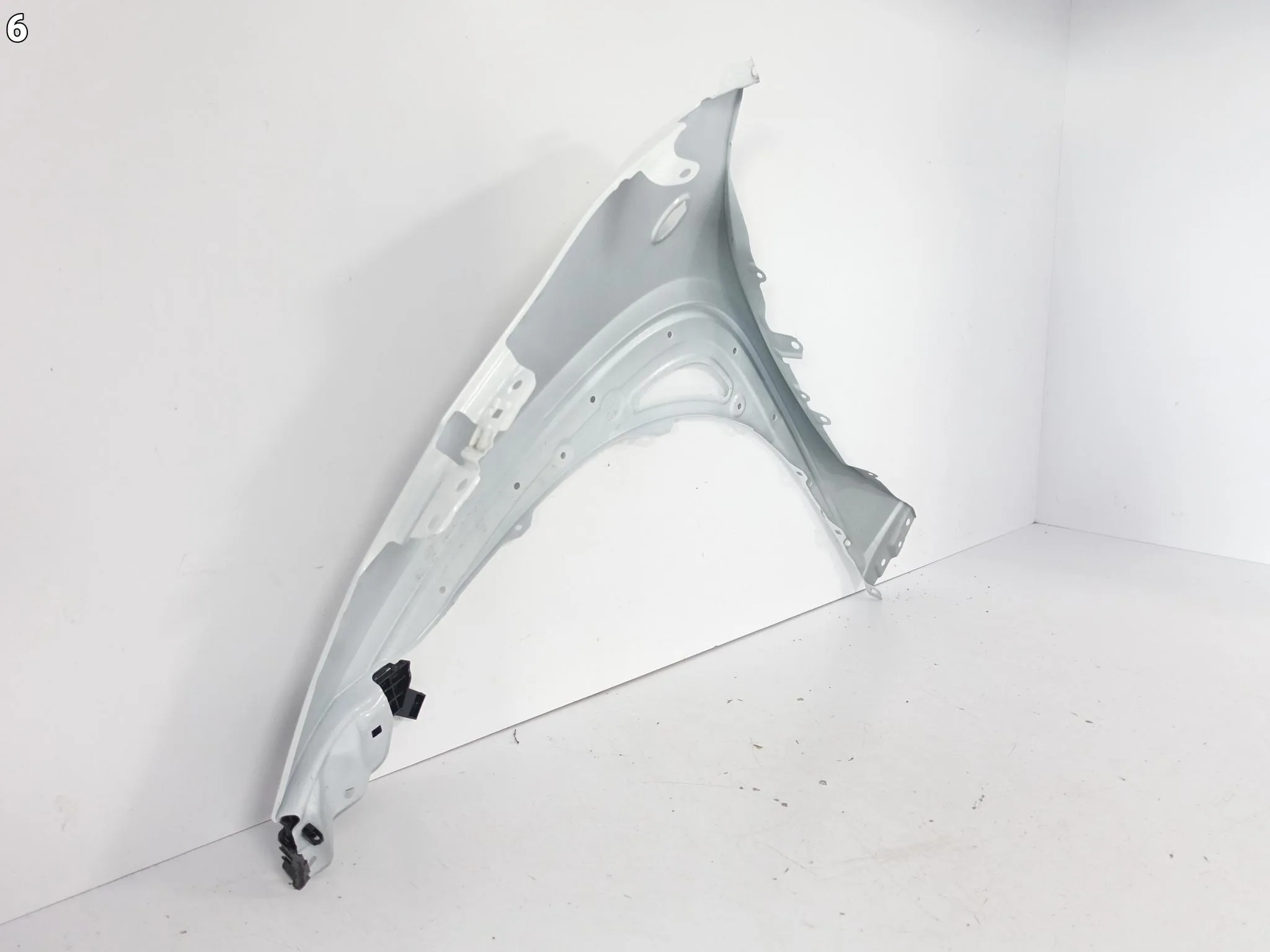 TOYOTA AYGO X 21- BŁOTNIK FENDER PRAWY PRZÓD TOYOTA AYGO X 21- BŁOTNIK FENDER PRAWY PRZÓD