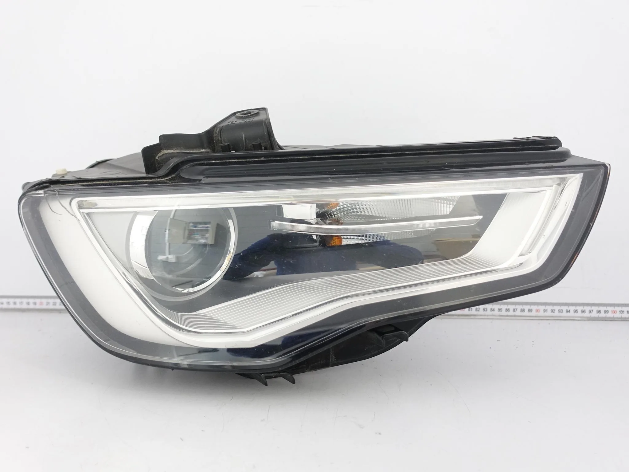AUDI A3 S3 8V0 12-16 LAMPA XENON + LED NIESKRĘTNA PRAWA PRZÓD EUROPA 98753974215087d4b8f74eddfefc80c3