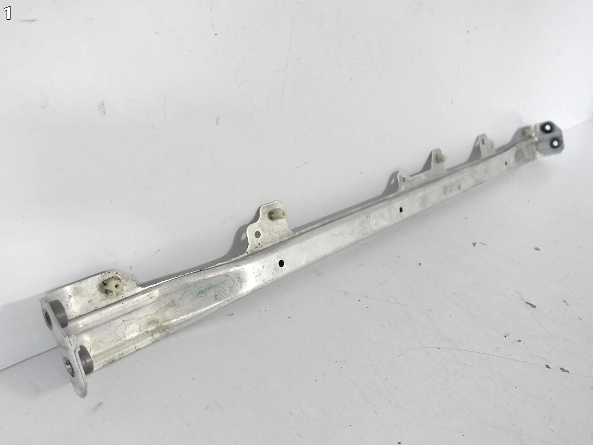 BMW X1 U11 U10 2 U06 ACTIVE TOURER 21- BELKA PAS WZMOCNIENIE WSPORNIK PRZÓD ac645735d90a46515599c9664e1afbe0