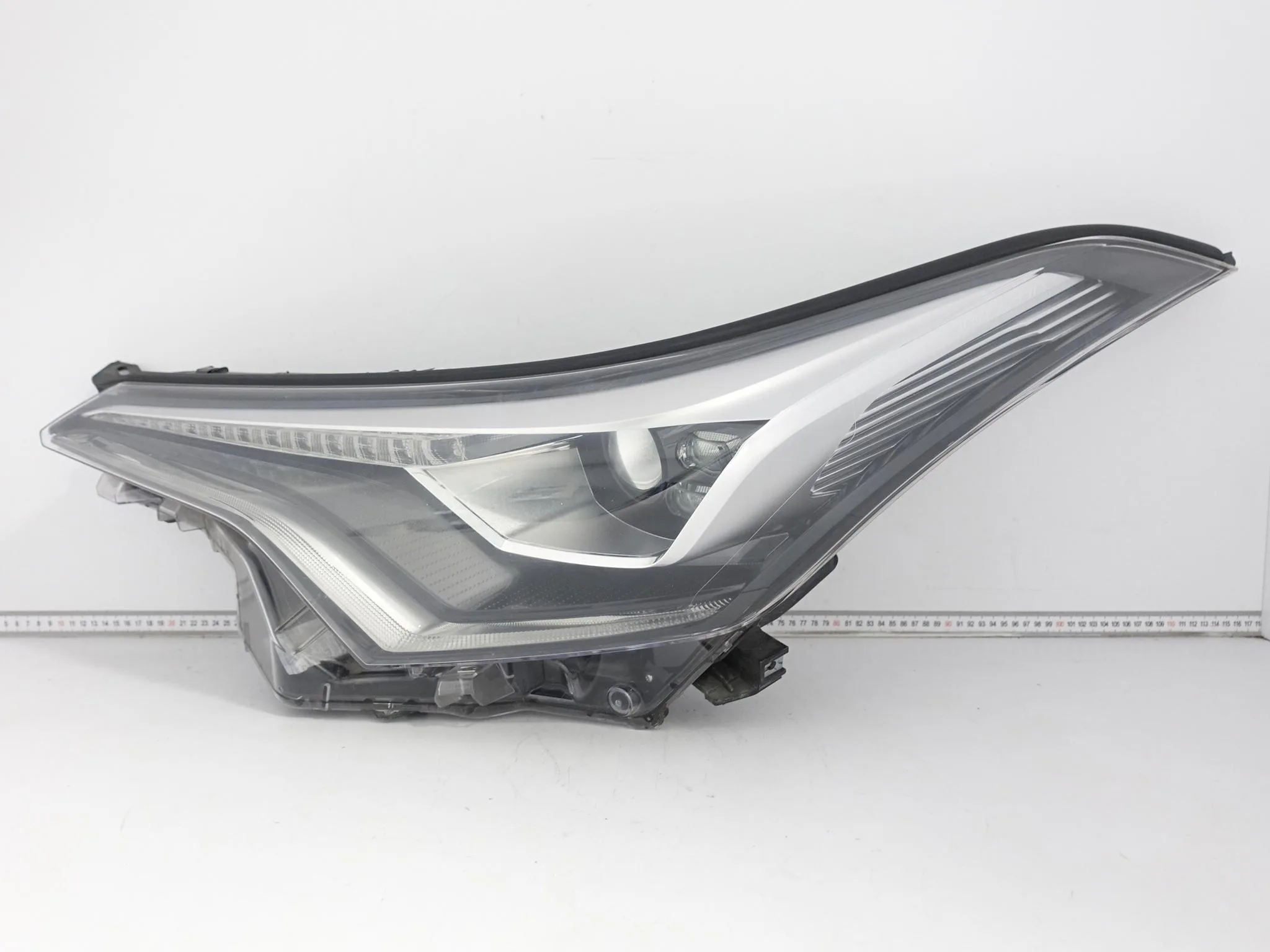 TOYOTA C-HR CHR 16-19 LAMPA FULL LED LEWA PRZÓD EUROPA be4c427a9d65215d86610c2cd6aee194