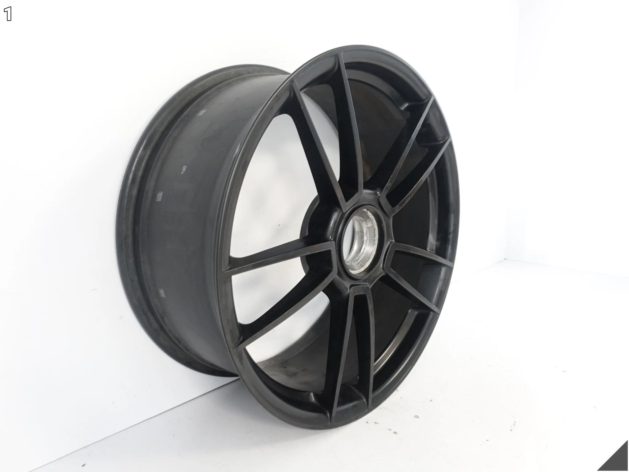 PORSCHE 911 992 TURBO SPORT 4 FELGA ALUFELGA 8,5Jx20 ET50 992601025AT JE1 PORSCHE 911 992 TURBO SPORT 4 FELGA ALUFELGA 8,5Jx20 ET50 992601025AT JE1 - obrazek 2
