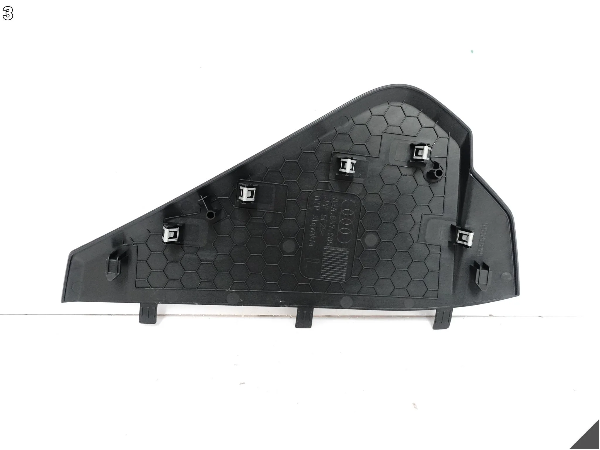 AUDI Q3 83A F3 18-25 OSŁONA ZAŚLEPKA BOCZNA DESKI KOKPITU LEWA 4PK 958b547bb6dcd9600784d1e63a50befe