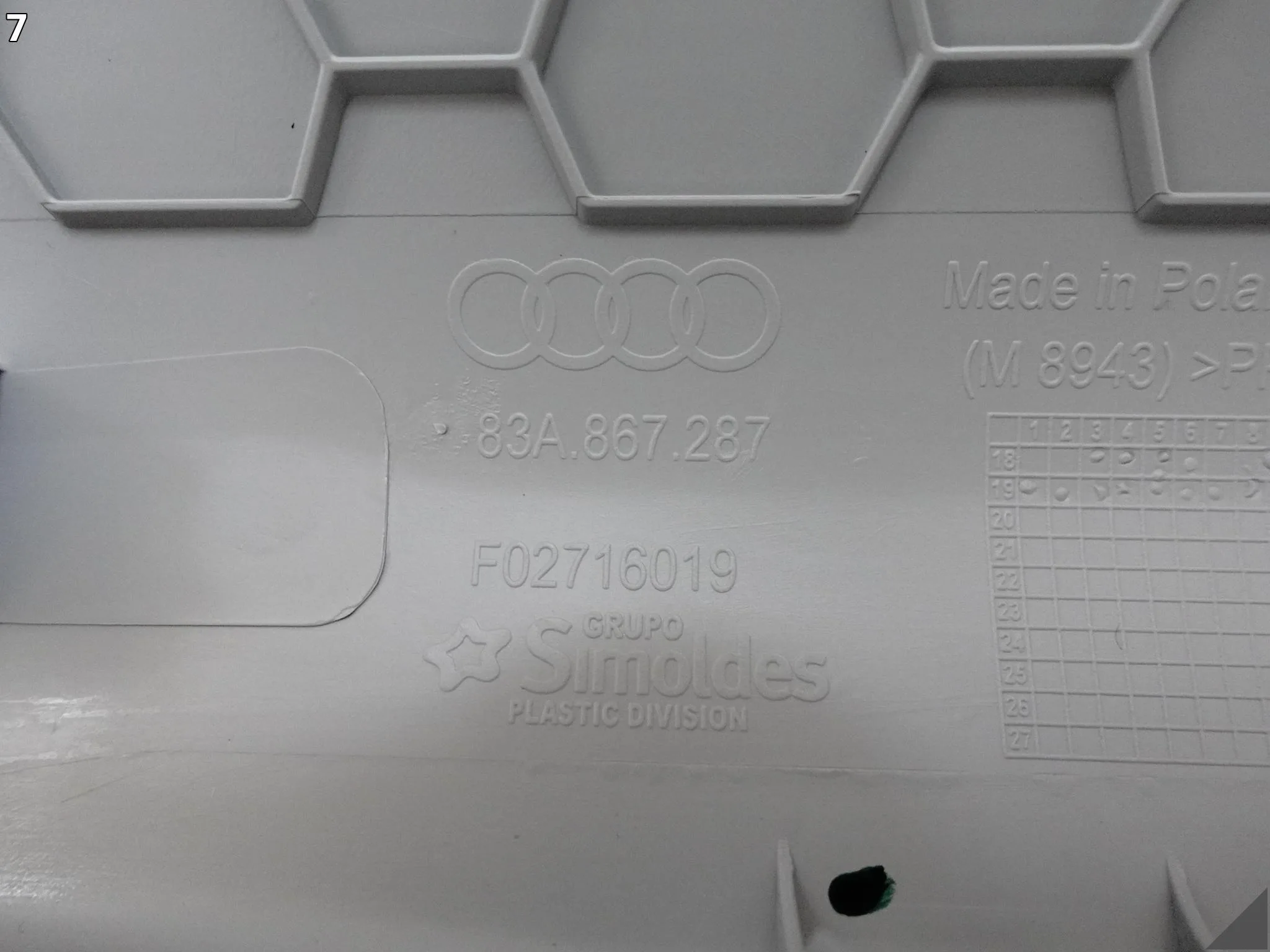 AUDI Q3 83A F3 18-25 OSŁONA POSZYCIE LISTWA SŁUPEK C LEWY MOON SILVER EP6 0ee73138c0599c020f02a4484c173114