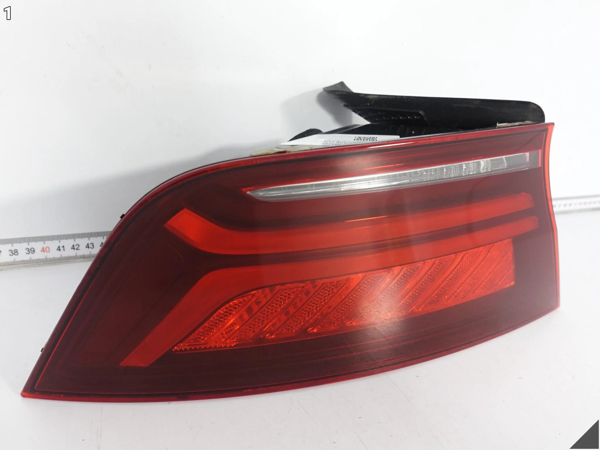 AUDI A7 S7 RS7 4G8 C7 LIFT 14-18 MATRIX LAMPA LED W BŁOTNIK LEWA TYŁ EU AUDI A7 S7 RS7 4G8 C7 LIFT 14-18 MATRIX LAMPA LED W BŁOTNIK LEWA TYŁ EU - obrazek 2