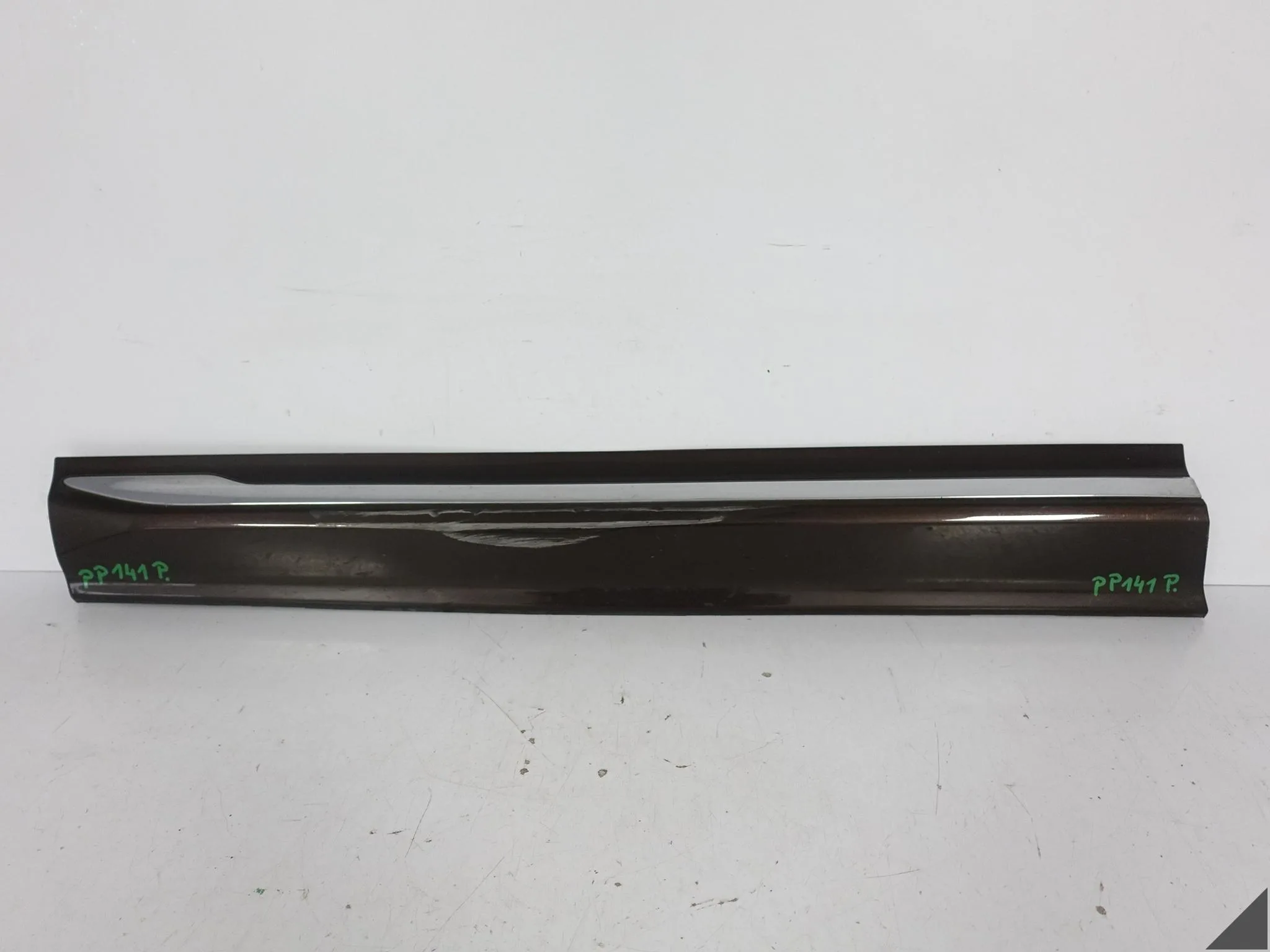 VOLVO XC60 II 2 LIFT 17-25 LISTWA OSŁONA NAKŁADKA DOLNA DRZWI PRZÓD LEWA VOLVO XC60 II 2 LIFT 17-25 LISTWA OSŁONA NAKŁADKA DOLNA DRZWI PRZÓD LEWA