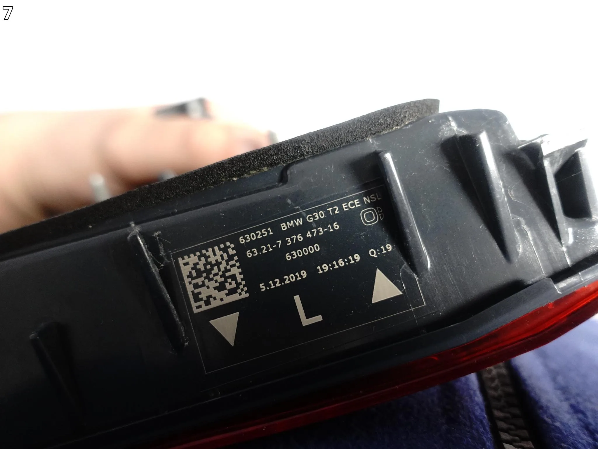 BMW 5 G30 SEDAN M5 F90 17-20 LAMPA LED LEWA TYŁ W KLAPĘ EUROPA 63d149b21dbf8818901ee02a1d69fe41