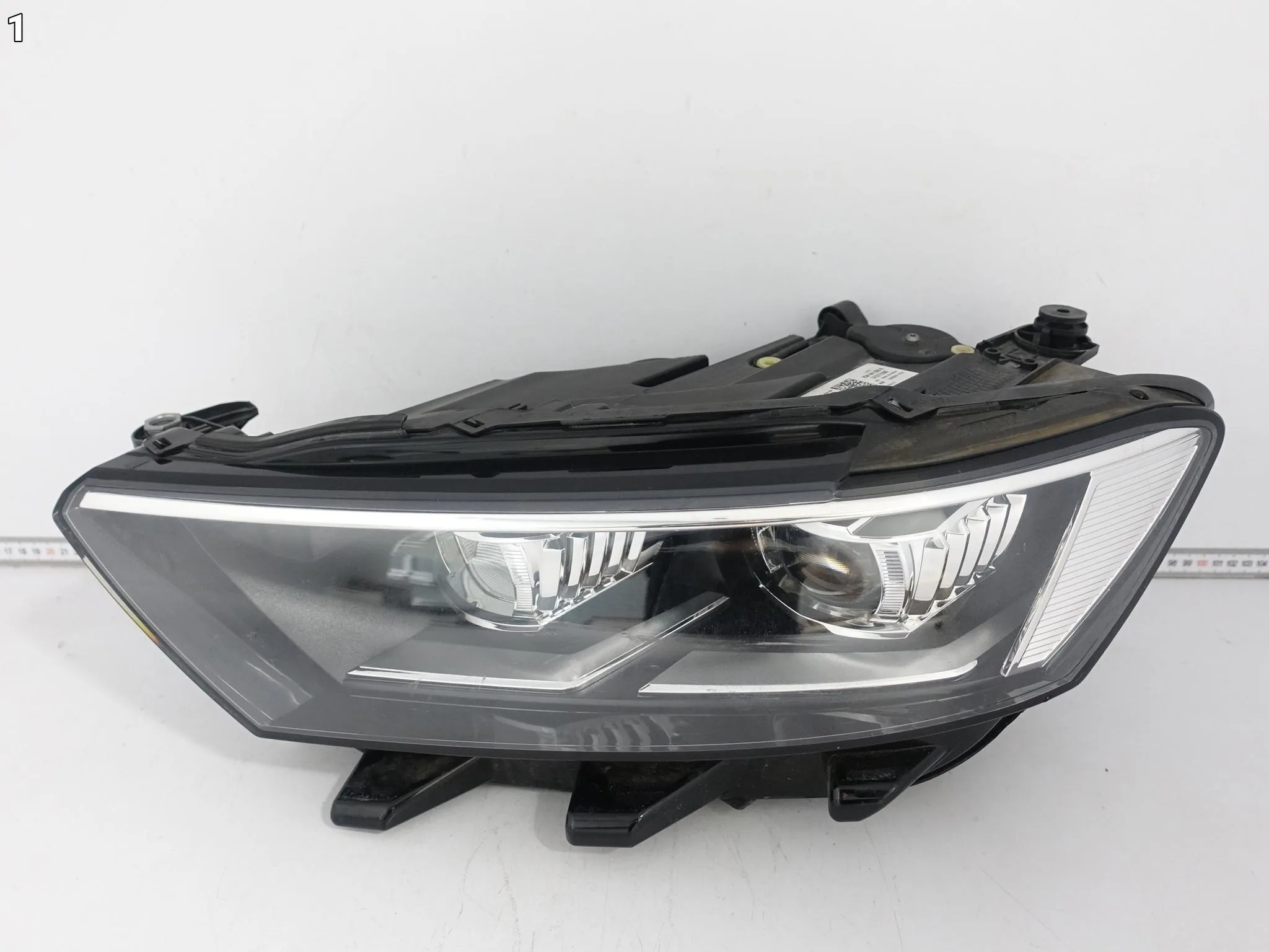 VW T-ROC 2GA 17-21 LAMPA FULL LED LEWA PRZÓD EUROPA 19883b9d5ec85930b0c25564e6e1d461