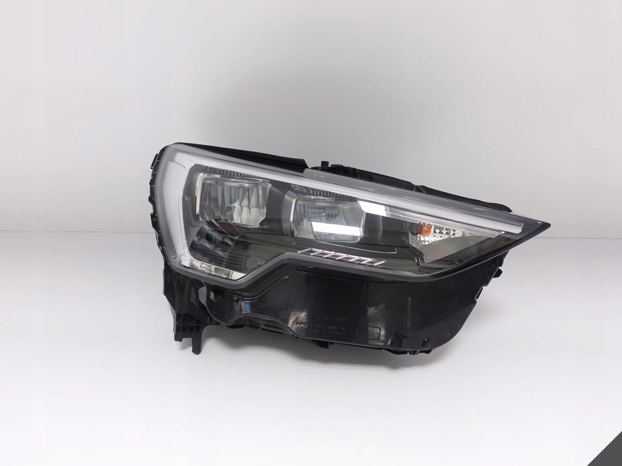 AUDI Q3 SQ3 II 2 F3 83A 18-25 LAMPA ZWYKŁA FULL LED PRAWA PRZÓD EU + MODUŁ AUDI Q3 SQ3 II 2 F3 83A 18-25 LAMPA ZWYKŁA FULL LED PRAWA PRZÓD EU + MODUŁ