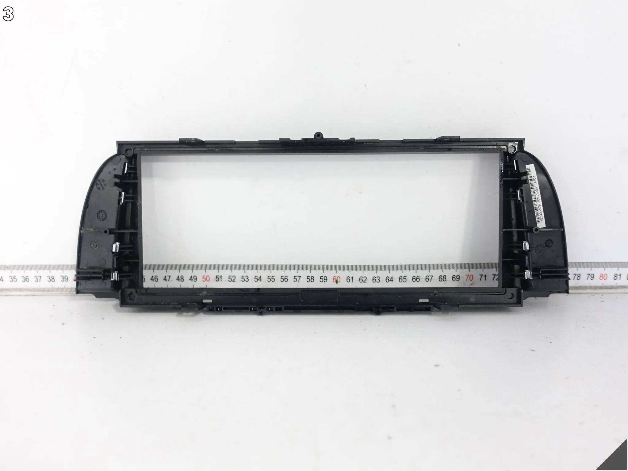 BMW 5 M5 F10 F11 LIFT LCI 13-17 RAMKA OSŁONA WYŚWIETLACZA MONITORA 10.25″ BMW 5 M5 F10 F11 LIFT LCI 13-17 RAMKA OSŁONA WYŚWIETLACZA MONITORA 10.25" - obrazek 4