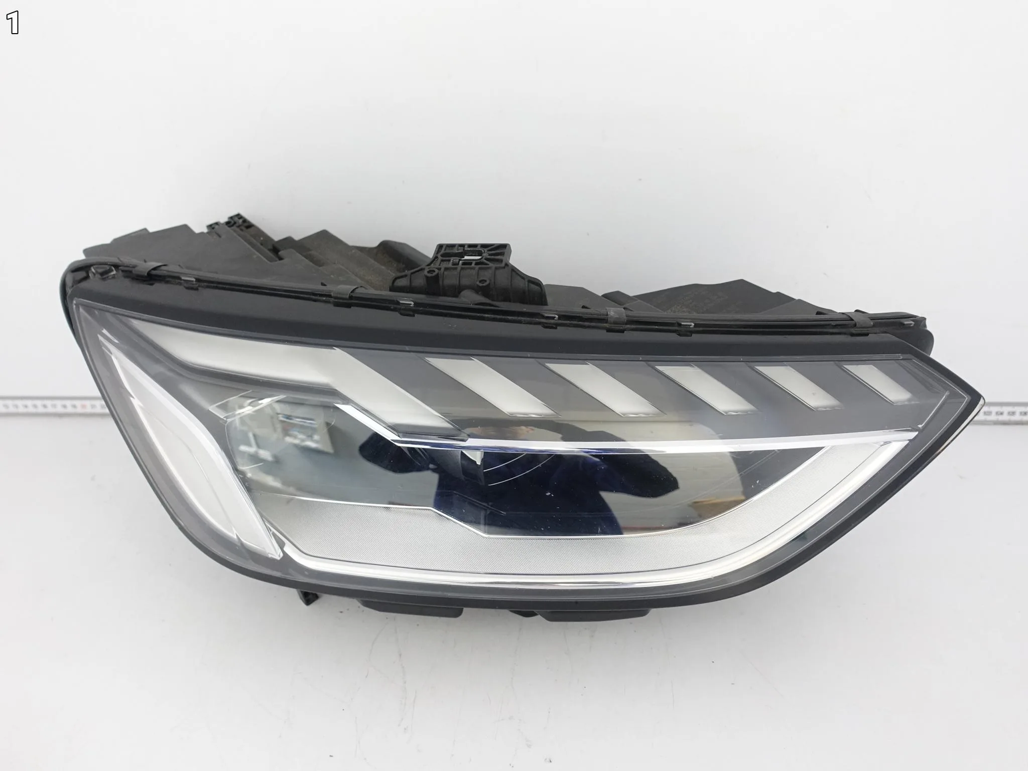 AUDI A4 S4 B9 8W0 LIFT FL 19-25 LAMPA HEADLIGHT FULL LED PRAWA PRZÓD EUROPA c71010c5ddcb8e2de08d35a28a3f2d33