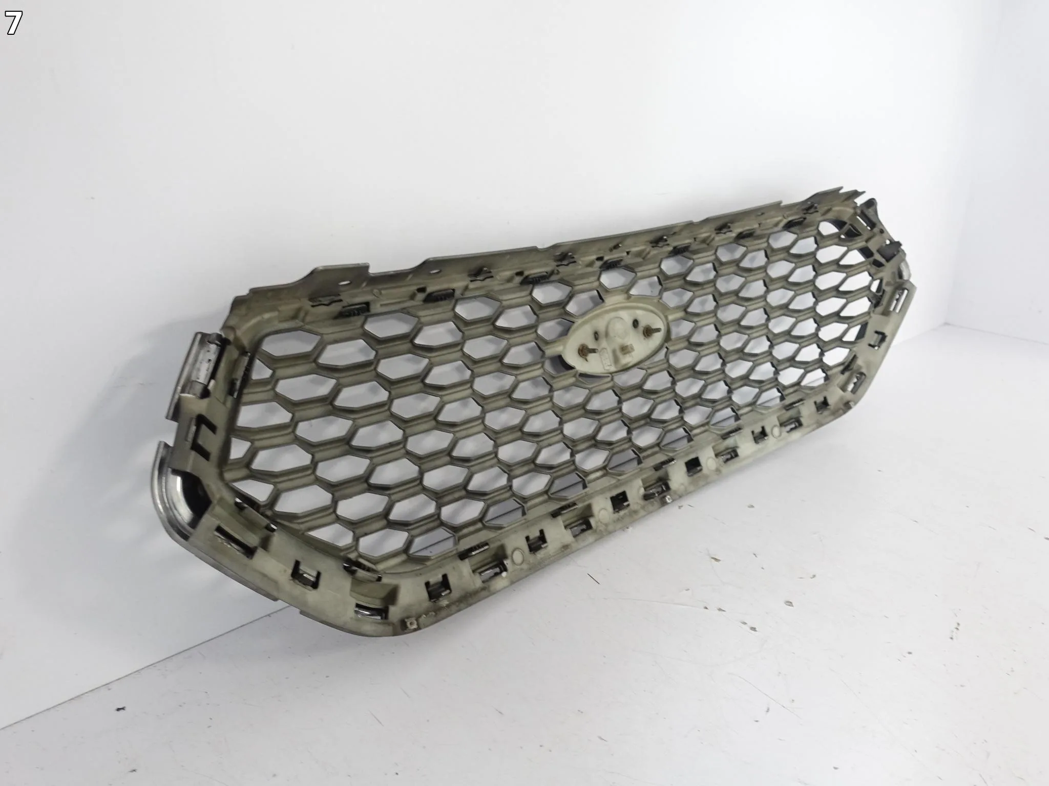 FORD KUGA II MK2 VIGNALE LIFT 16-19 GRILL ATRAPA KRATKA W ZDERZAK PRZÓD a5c10e50f0c5cb2725a798e47cecb13e