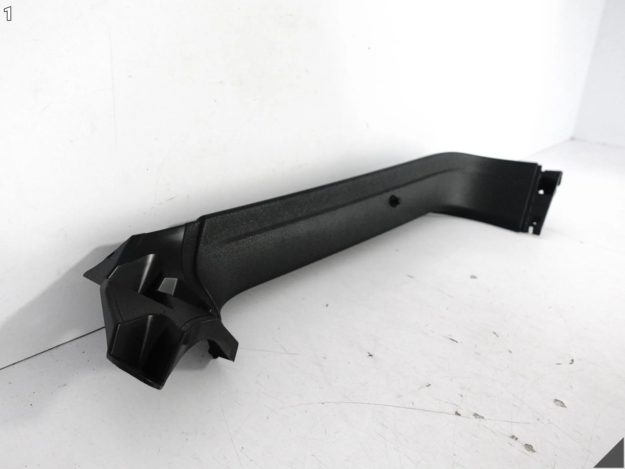 AUDI Q3 83A F3 18-25 LISTWA OSŁONA TAPICERKA KLAPY BAGAŻNIKA PRAWA TYŁ 4PK e4b890a1242dca94a40d9557a36d89bf