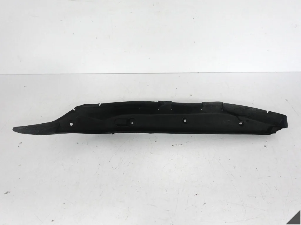 MERCEDES A-KLASA W176 12-18 LIFT BŁOTNIK LISTWA WYGŁUSZENIE USZCZELKA PRAWA