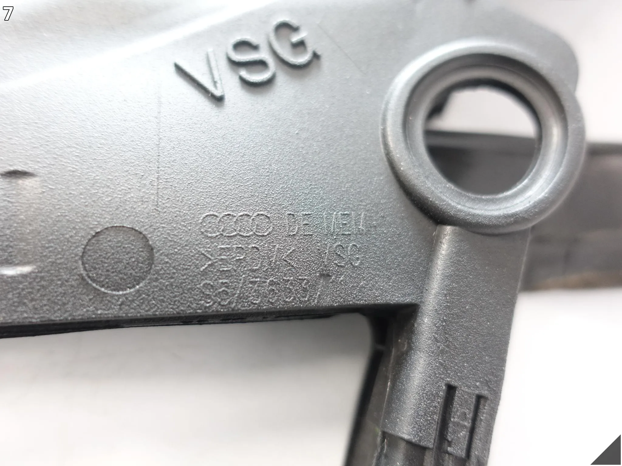 AUDI A7 S7 RS7 4G8 C7 10-18 USZCZELKA OTWORU OKIENNEGO DRZWI LEWA PRZÓD af39e513e6cc9f5afc507f63c5a08233