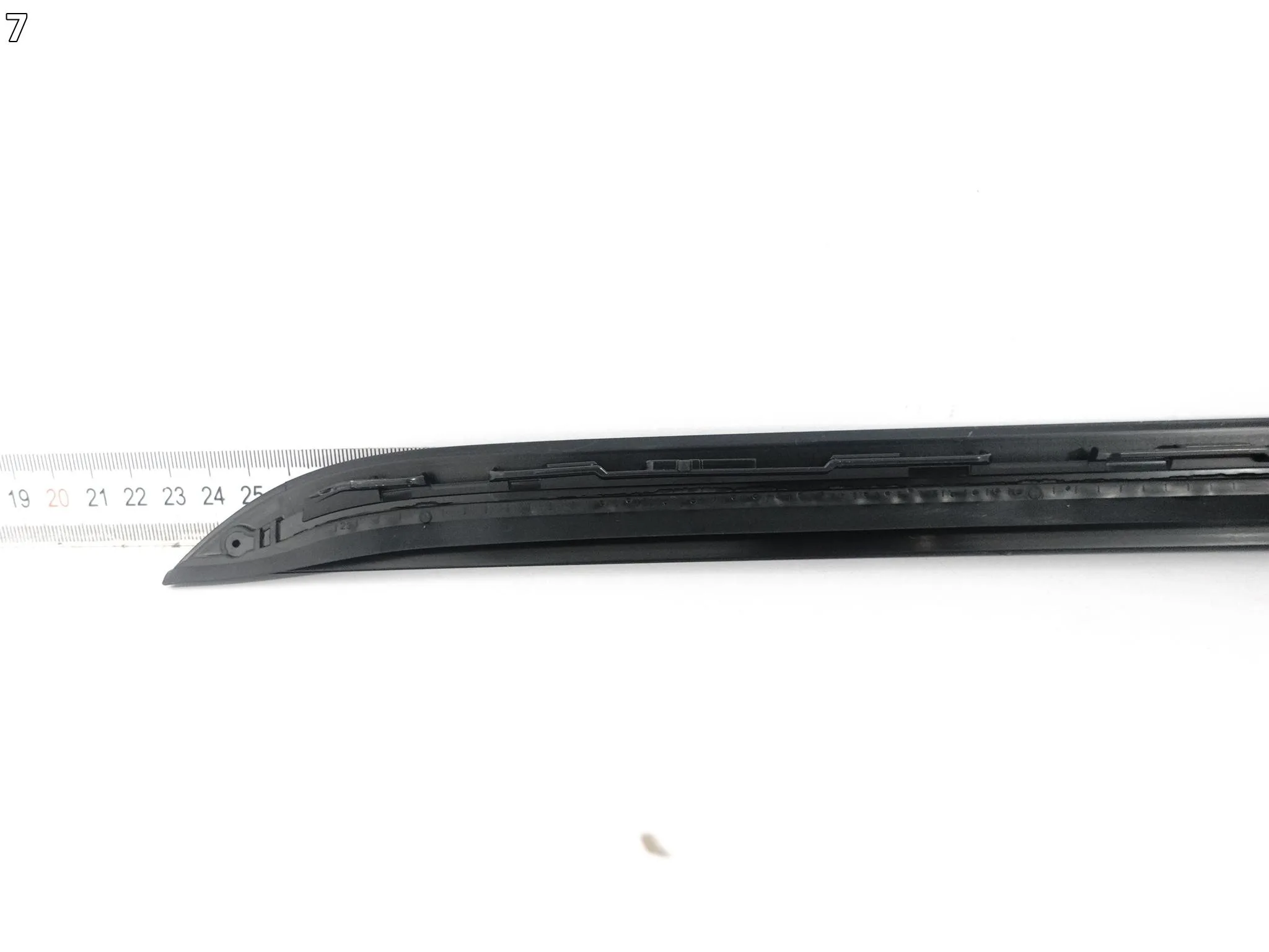TOYOTA LAND CRUISER J250 ZX 1958 24- LISTWA USZCZELKA SZYBY CZOŁOWEJ PRAWA TOYOTA LAND CRUISER J250 ZX 1958 24- LISTWA USZCZELKA SZYBY CZOŁOWEJ PRAWA - obrazek 8