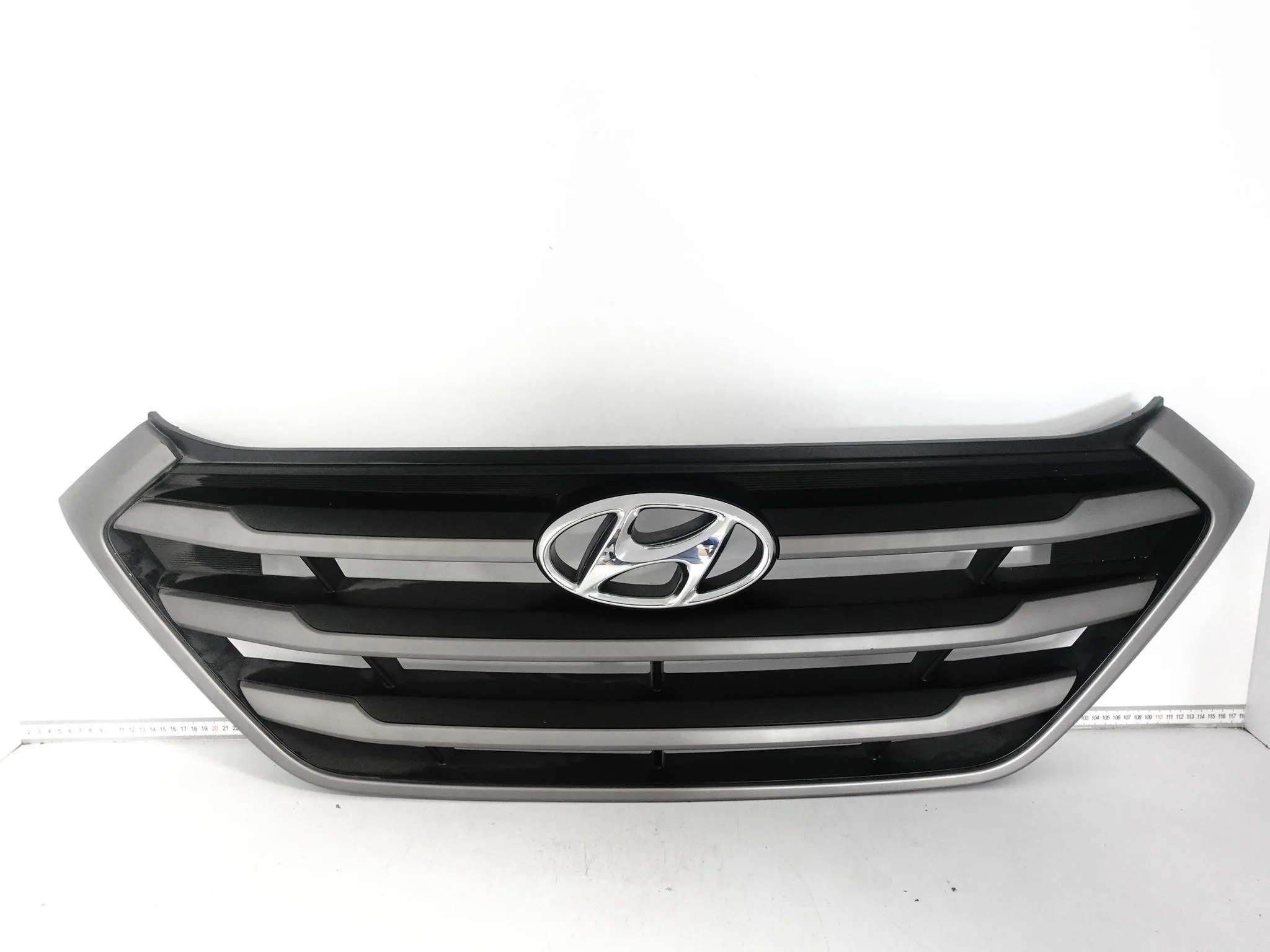 HYUNDAI TUCSON III 3 TL 15-18 GRILL ATRAPA KRATKA W ZDERZAK PRZÓD B.ŁADNY 982d1a861f136418fb7d35dde70019d7