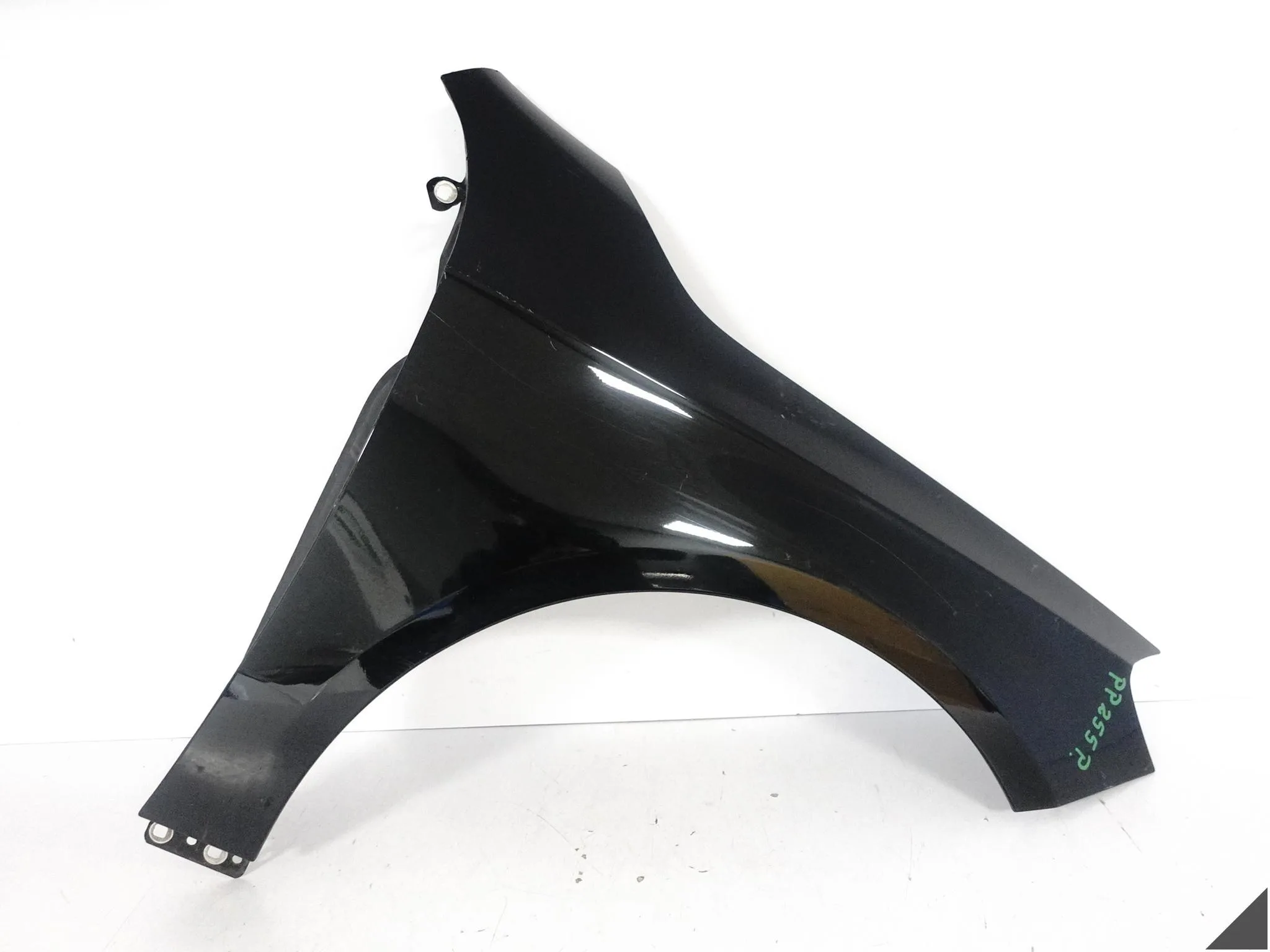 MERCEDES A-KLASA W176 A45 AMG LIFT 12-18 BŁOTNIK FENDER PRAWY PRZÓD B.ŁADNY MERCEDES A-KLASA W176 A45 AMG LIFT 12-18 BŁOTNIK FENDER PRAWY PRZÓD B.ŁADNY