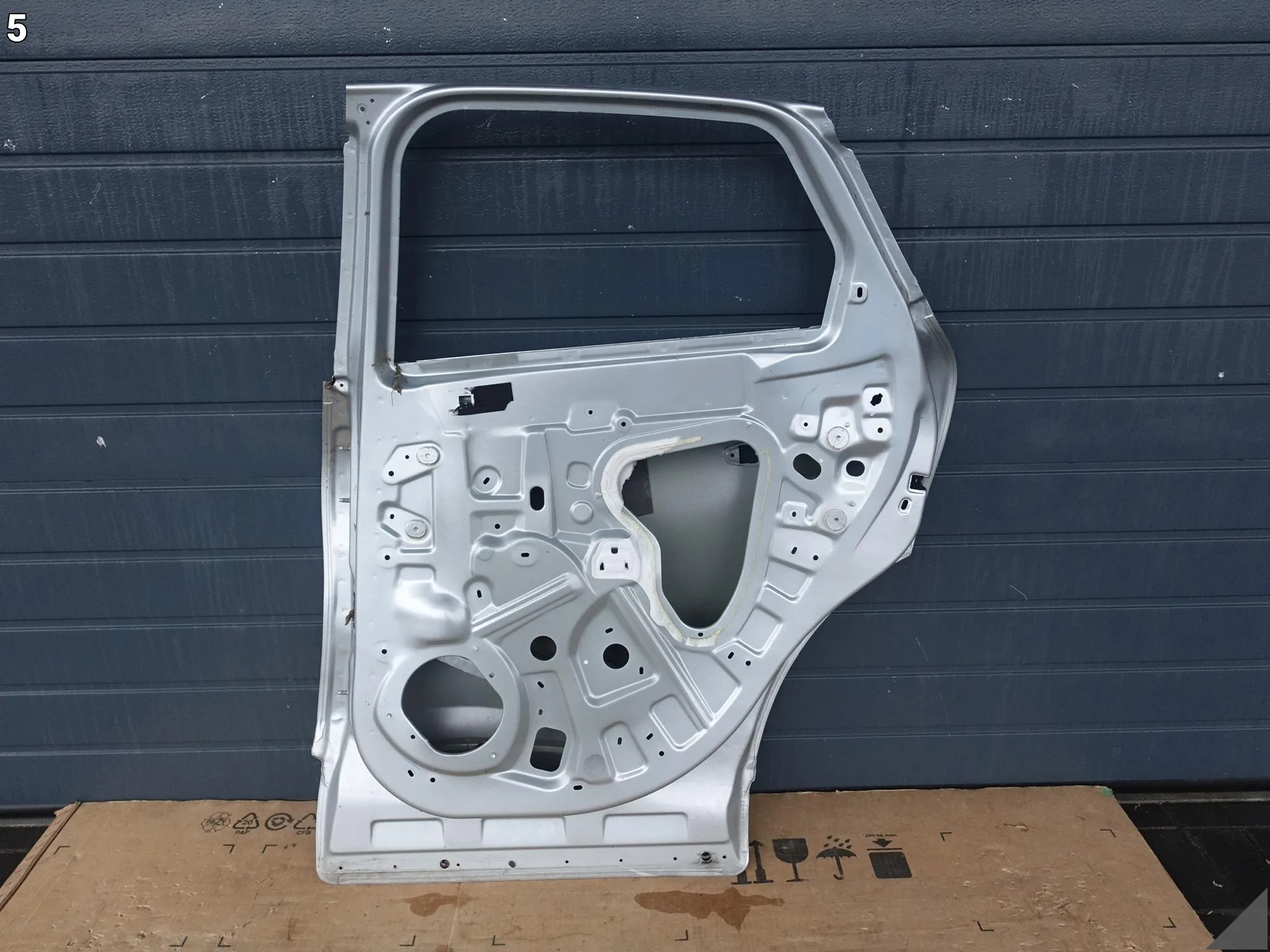RENAULT CAPTUR II 2 19- MITSUBISHI ASX II 2 23- DRZWI DOOR PRAWE TYŁ RENAULT CAPTUR II 2 19- MITSUBISHI ASX II 2 23- DRZWI DOOR PRAWE TYŁ - obrazek 6