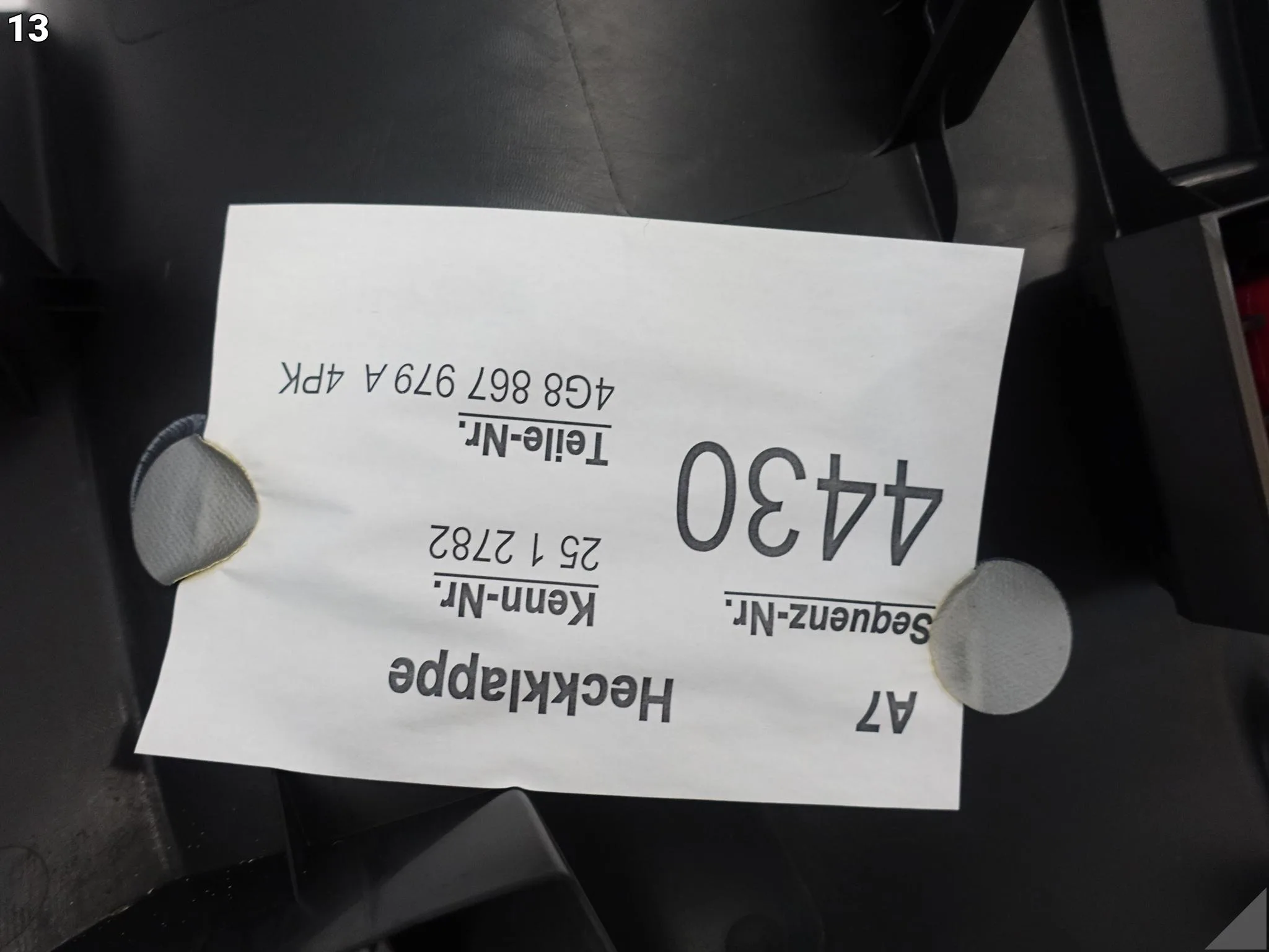 AUDI A7 S7 RS7 4G8 C7 10-18 TAPICERKA OSŁONA KLAPY BAGAŻNIKA + TRÓJKĄT 4PK 000e0a186e91b5dbb50c4306e1d61b5f