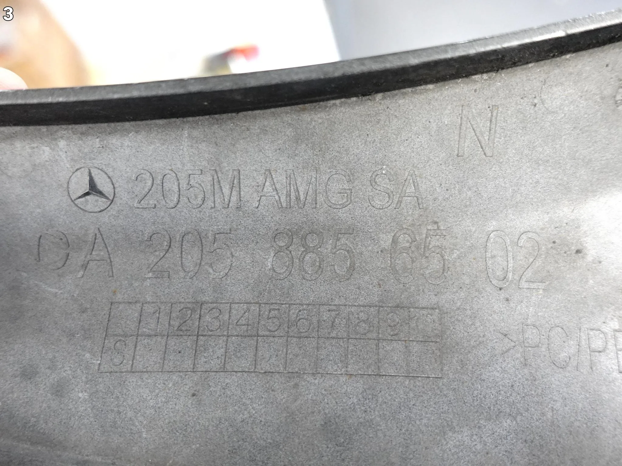 MERCEDES C-KLASA W205 S205 AMG LIFT 18-21 LISTWA DOKŁADKA ZDERZAK PRZÓD L 3da41eb2e40eb07ed00d1a3b8742e1ee