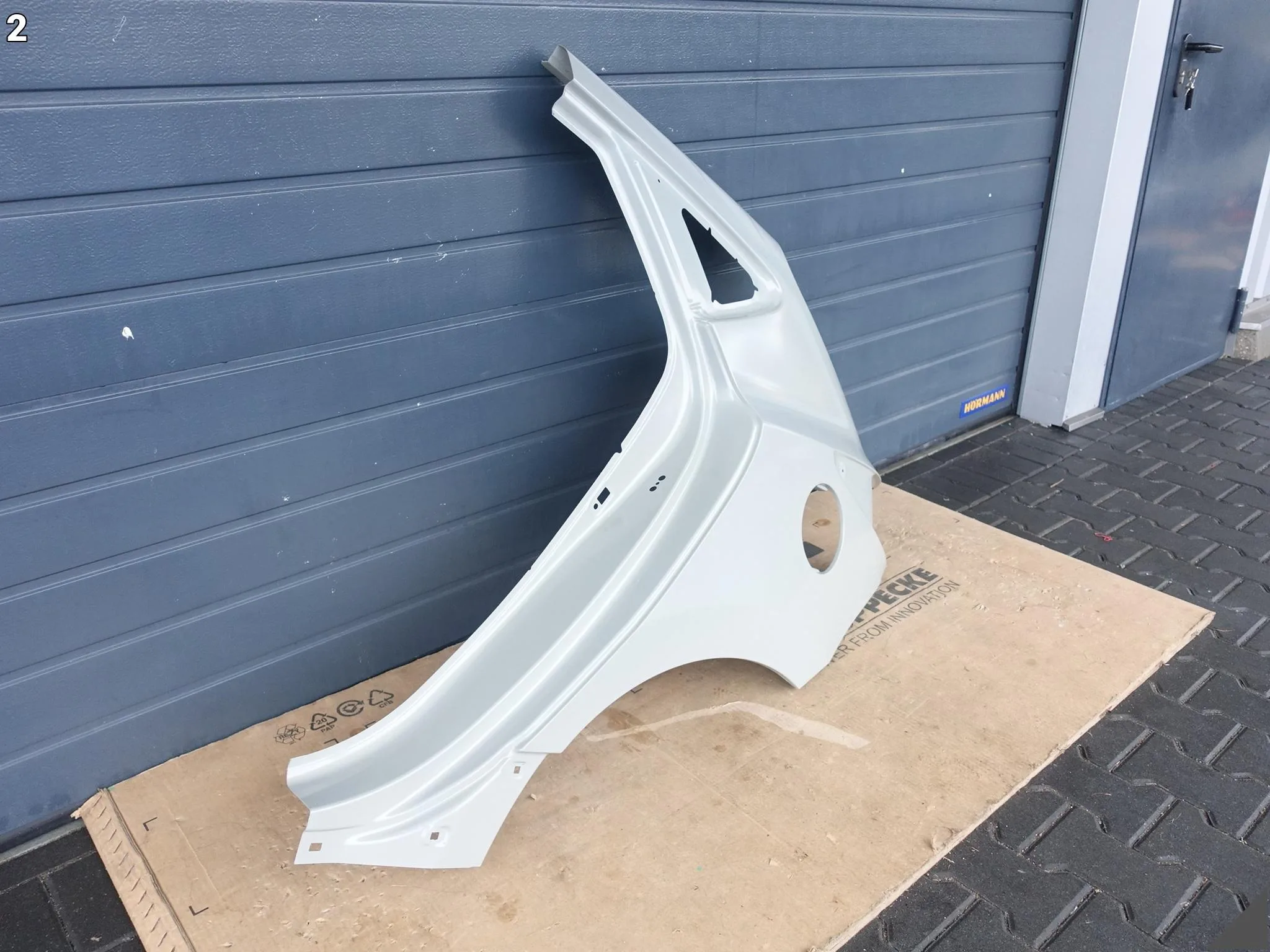 HYUNDAI IX35 09-16 LIFT BŁOTNIK POSZYCIE LEWE TYŁ HYUNDAI IX35 09-16 LIFT BŁOTNIK POSZYCIE LEWE TYŁ - obrazek 3