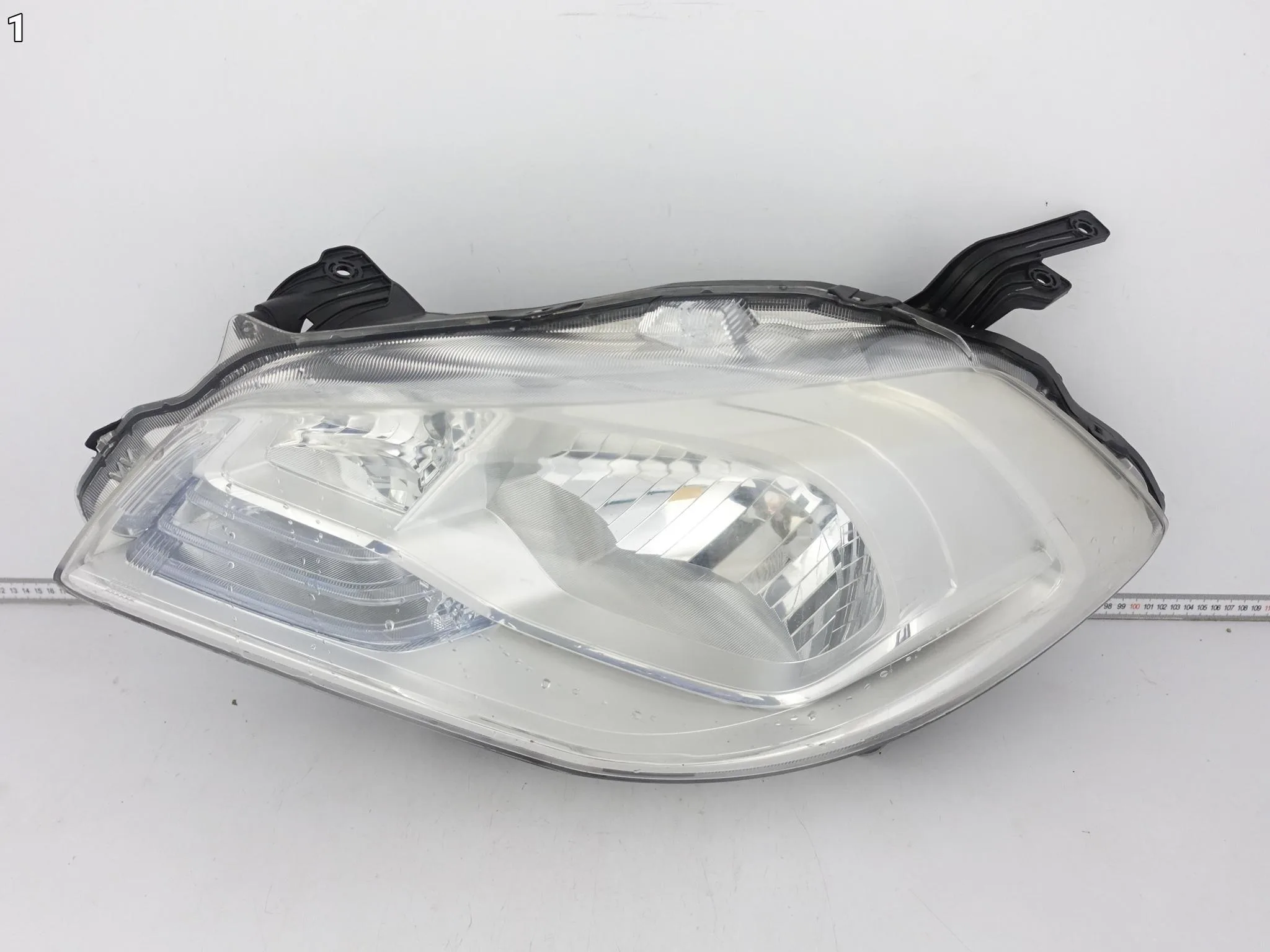 SUZUKI SX4 S-CROSS JY 13-16 LAMPA ZWYKŁA HALOGEN LEWA PRZÓD EUROPA 893743974e85606aa397b7519571a6a4