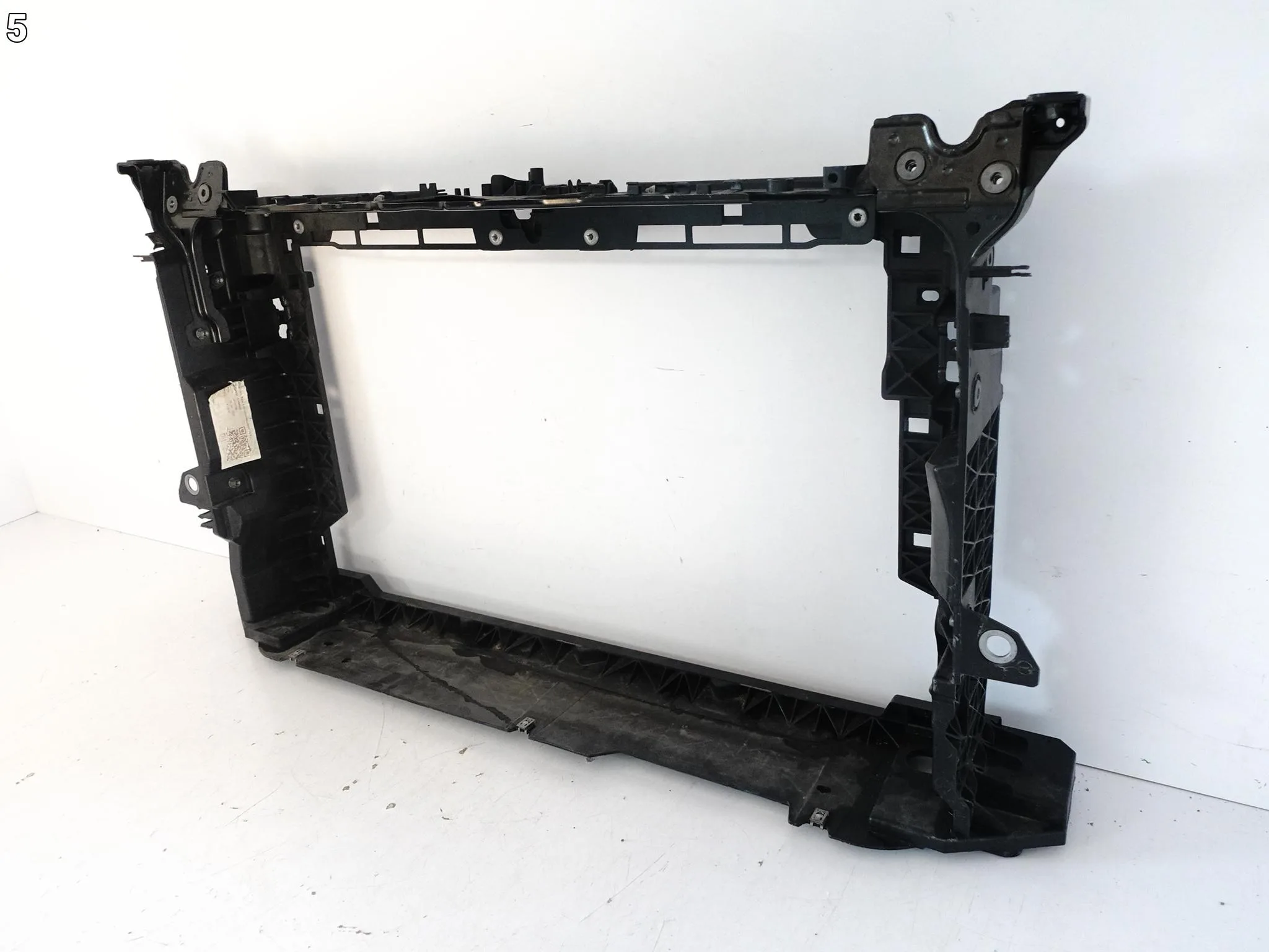AUDI A1 II 82A GB 18-26 PAS WZMOCNIENIE WSPORNIK PRZÓD 08268e7f7db83fdd14fd6f976208f4c7